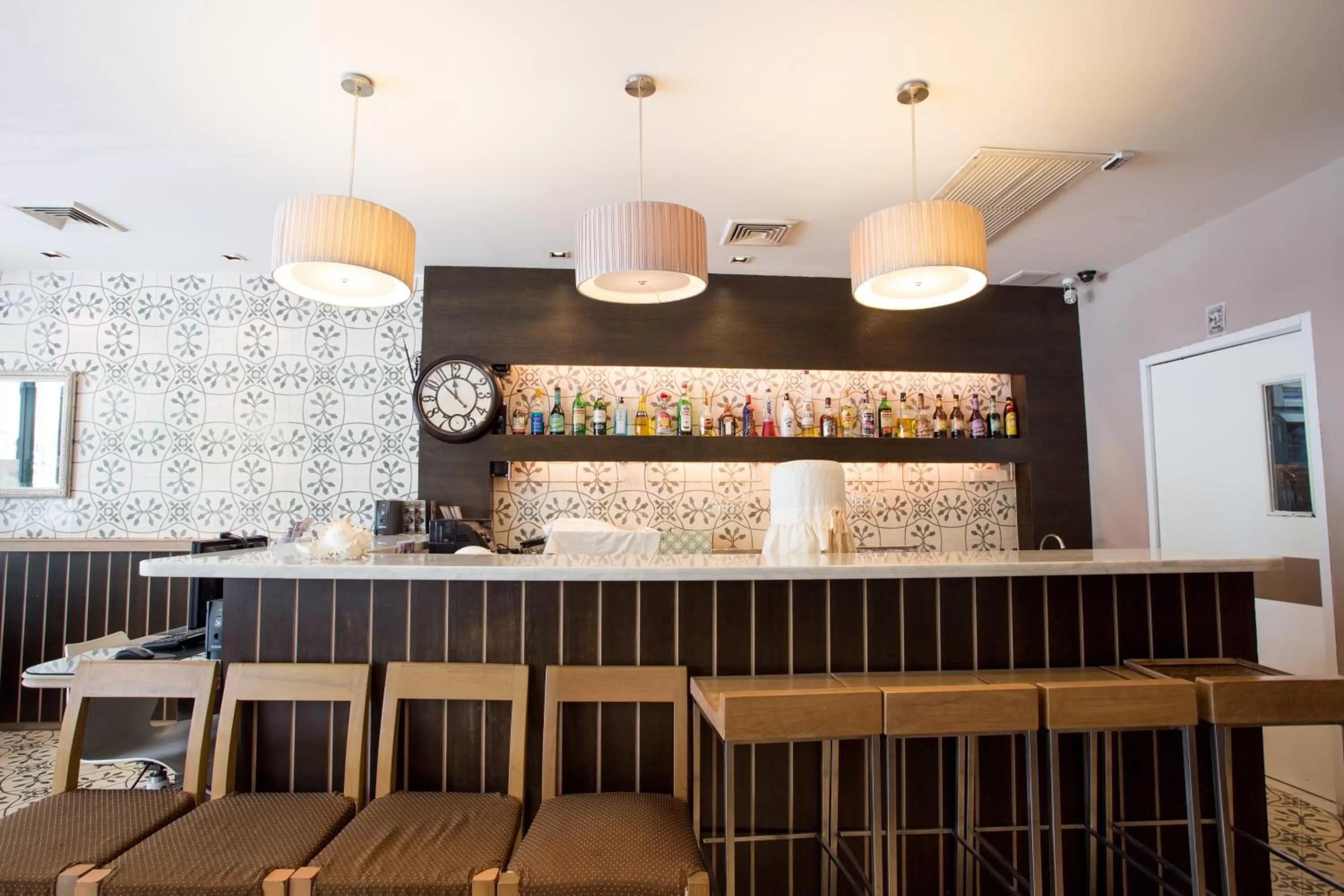 Restaurant/places to eat in Aphrodite Inn Bangkok