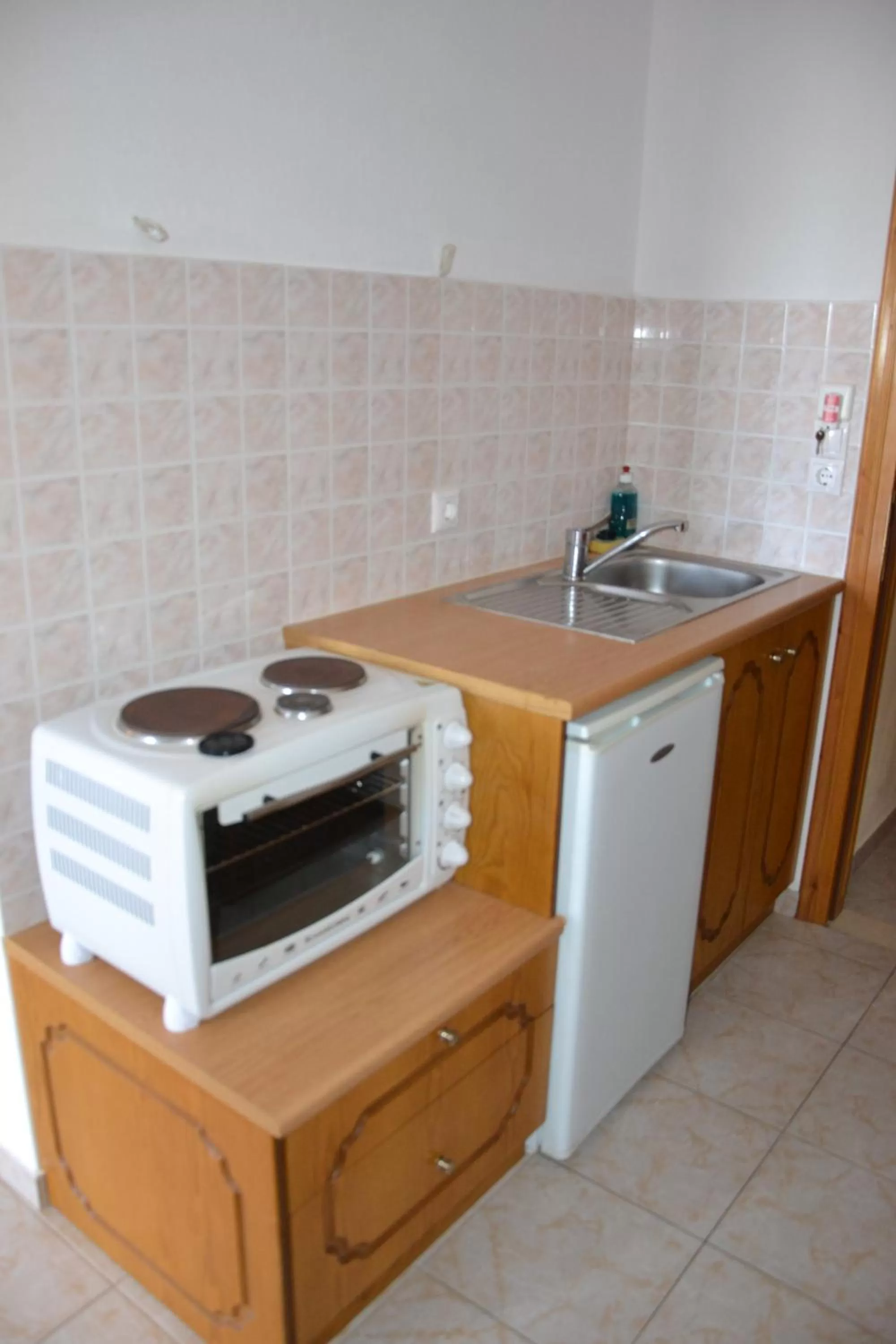 Kitchen or kitchenette in skiathos studios HL