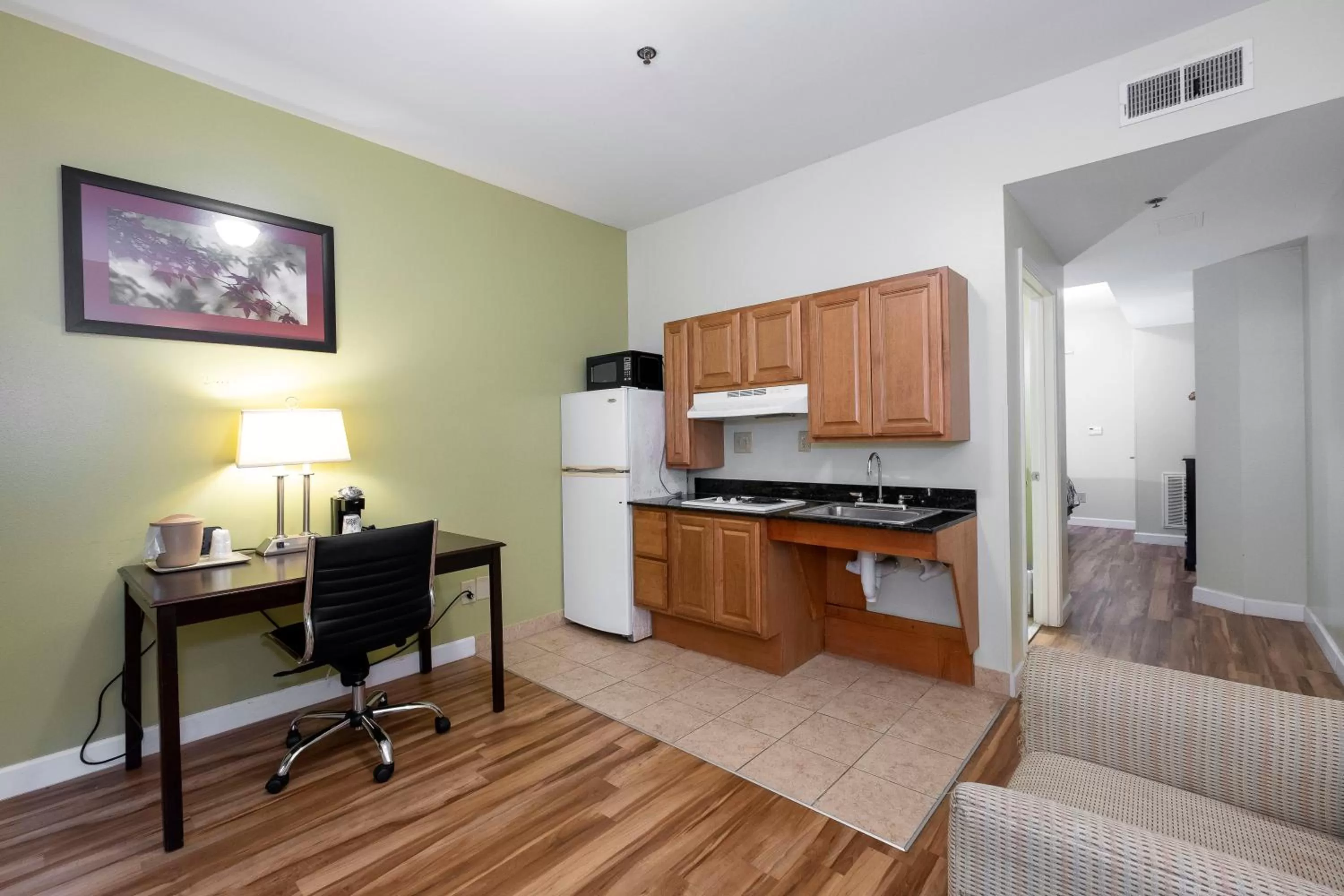 Bedroom in Red Roof Inn & Suites Wilson