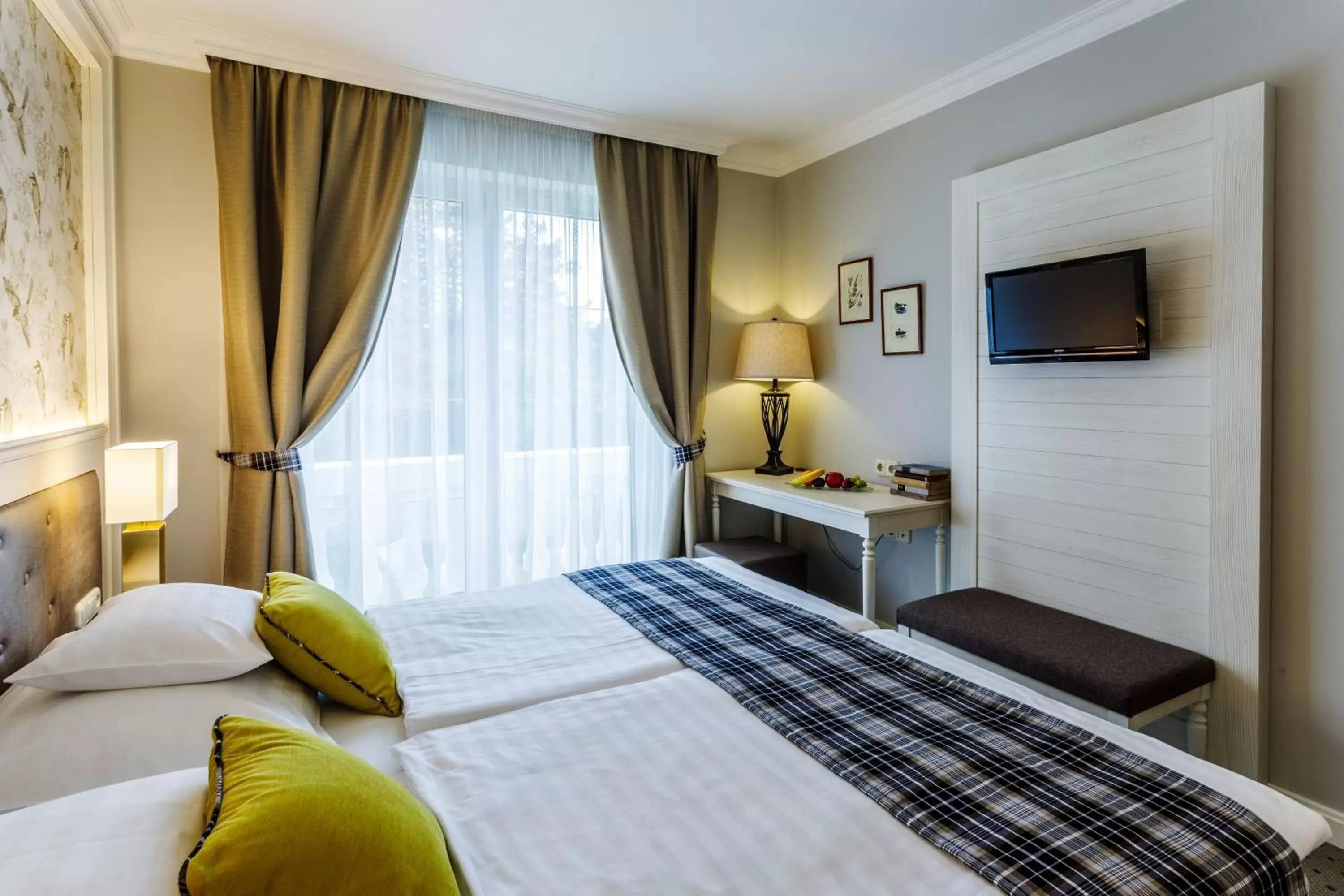 Suite in Villa Medici Hotel & Restaurant Suite in Villa Medici Hotel & Restaurant