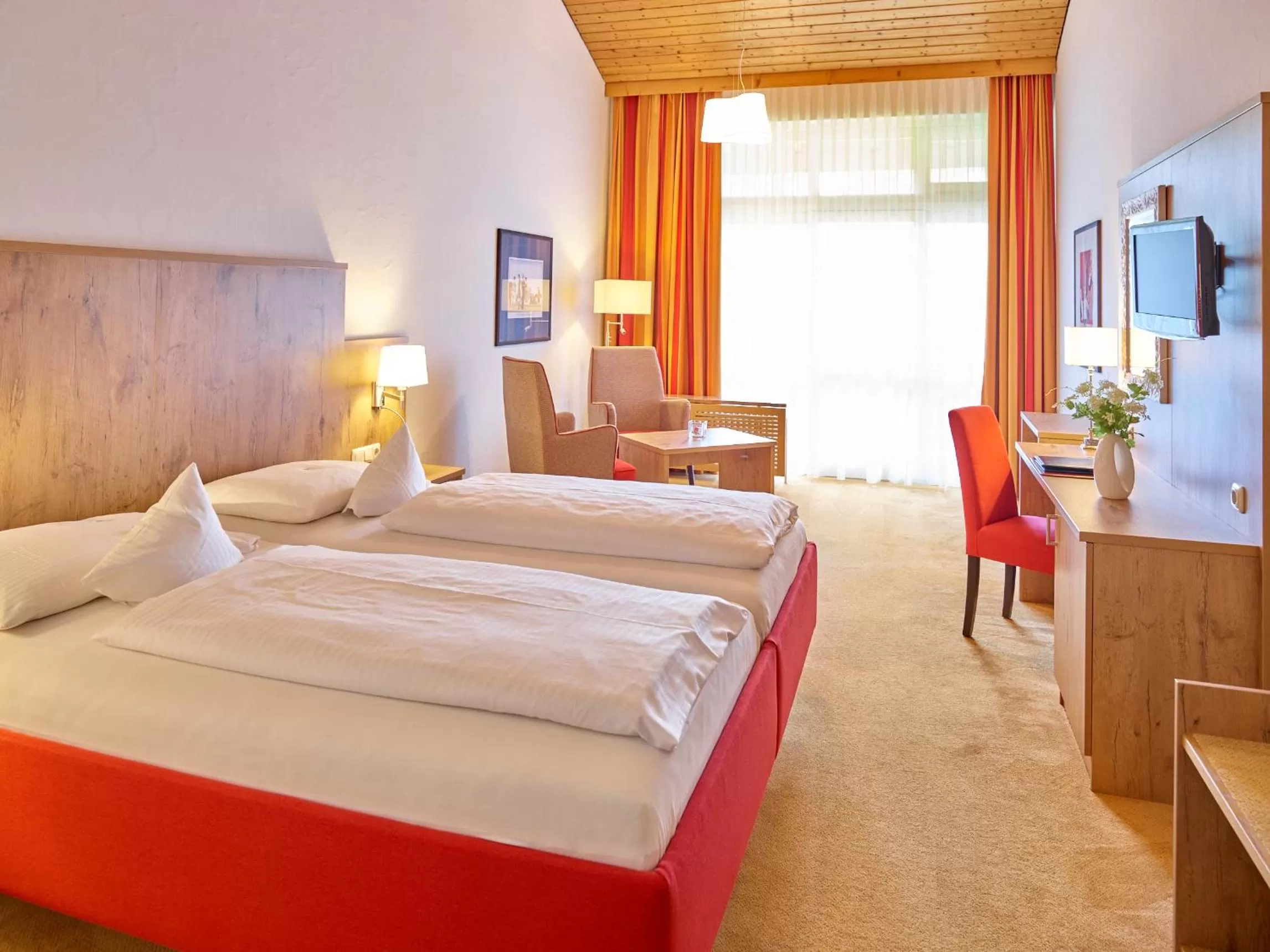 Photo of the whole room, Bed in Parkhotel Bad Griesbach