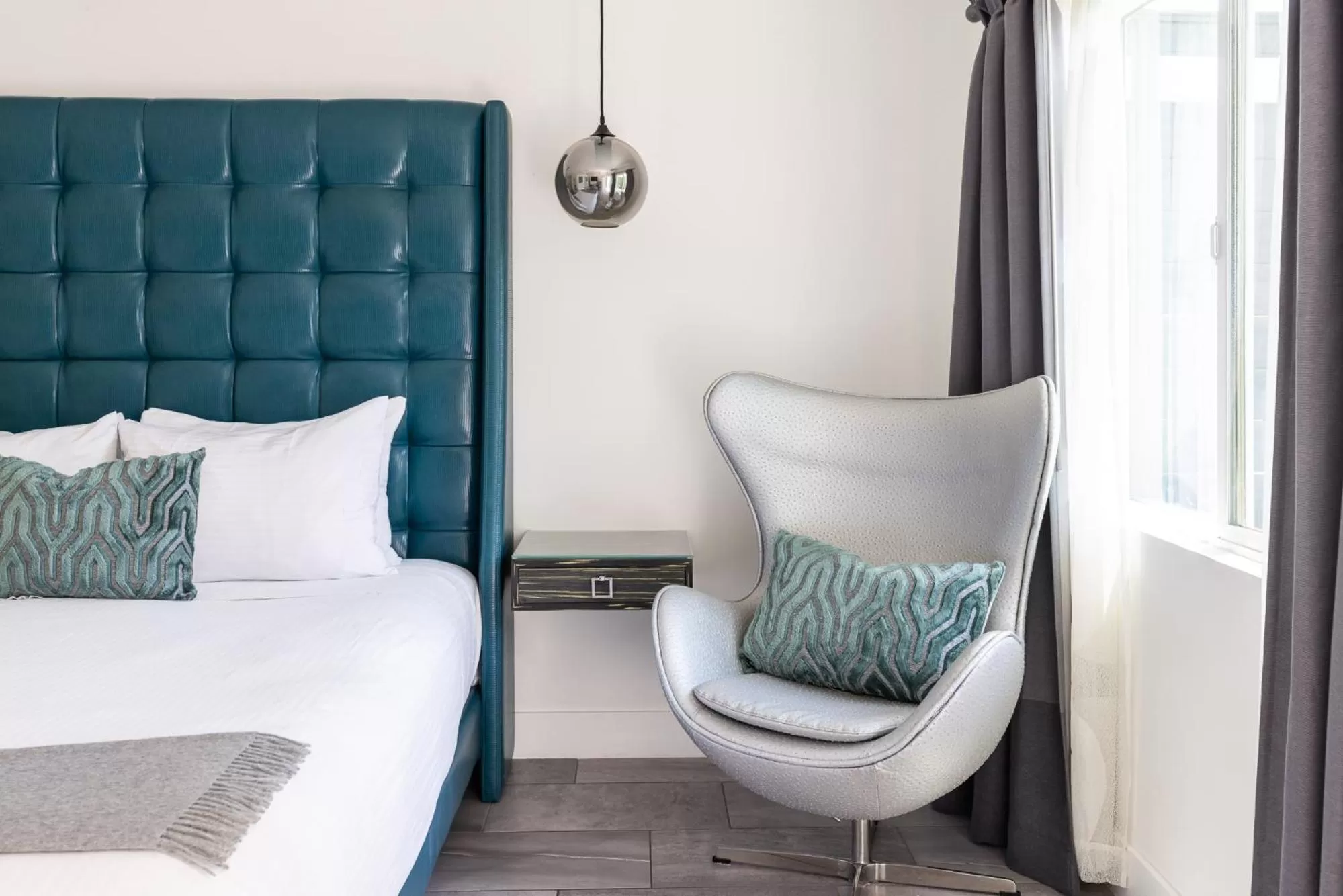 Bed in The Palm Springs Hotel