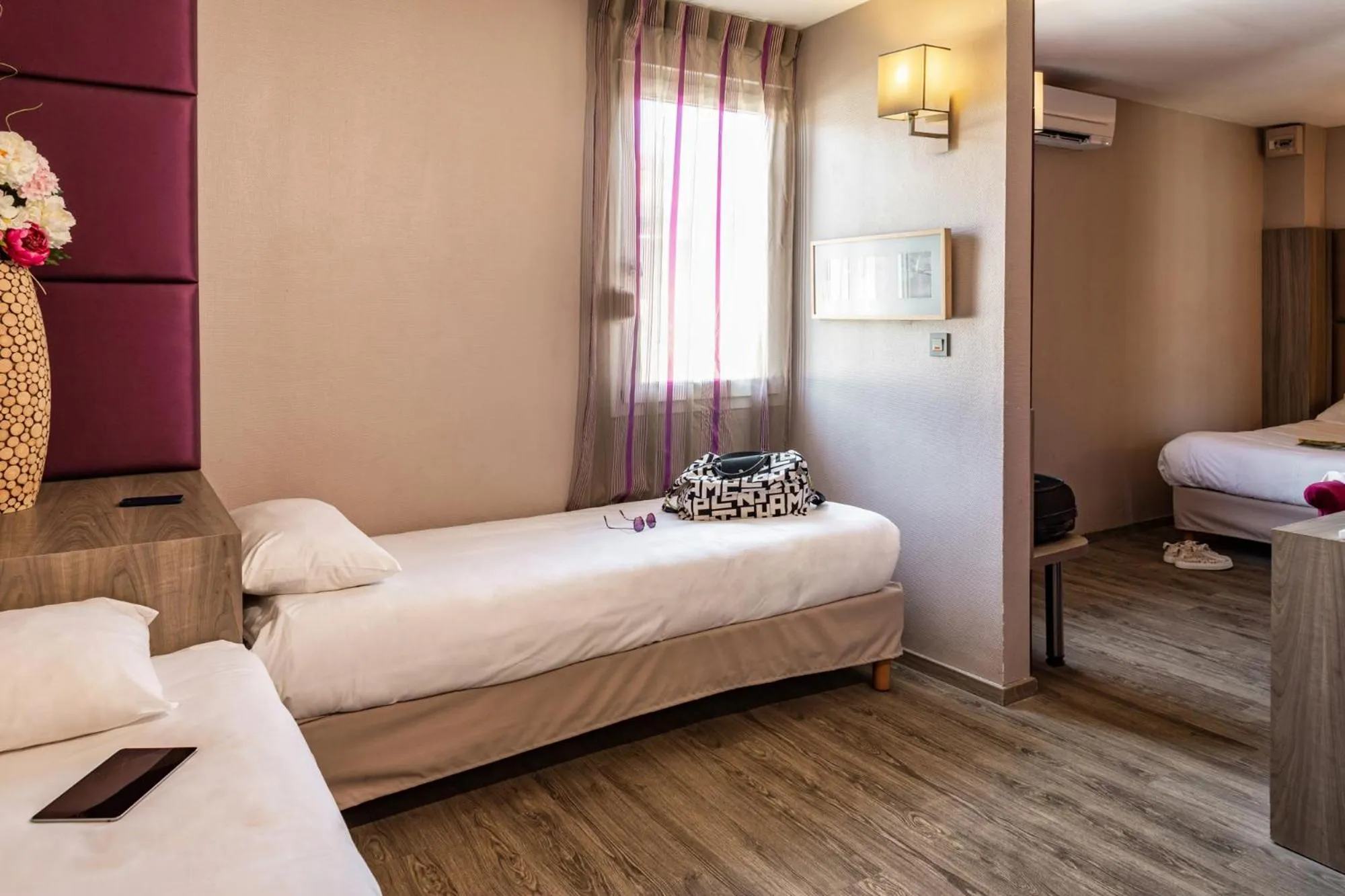 Photo of the whole room, Bed in Le Trèfle