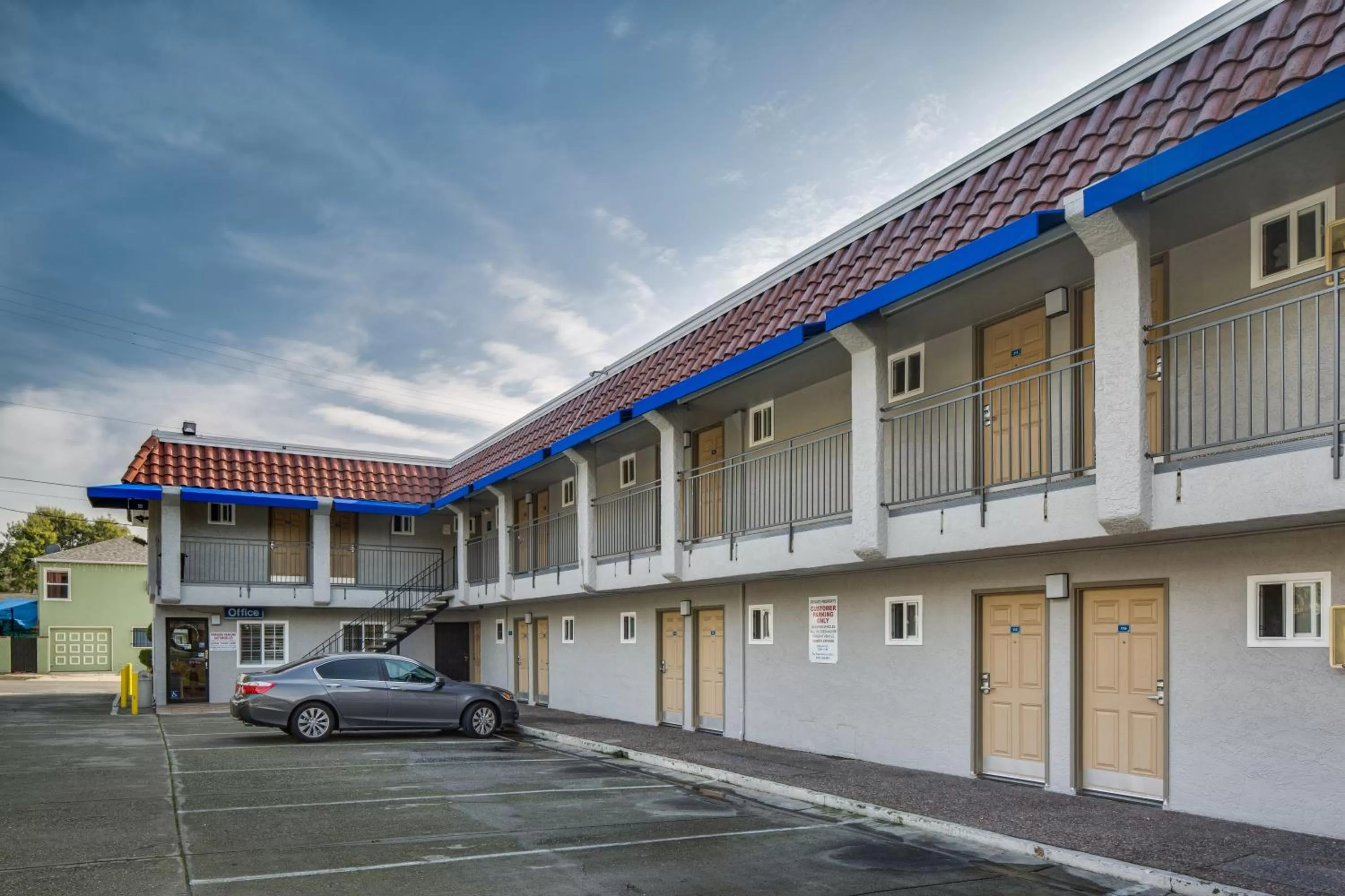 Property building in Americas Best Value Inn Richmond