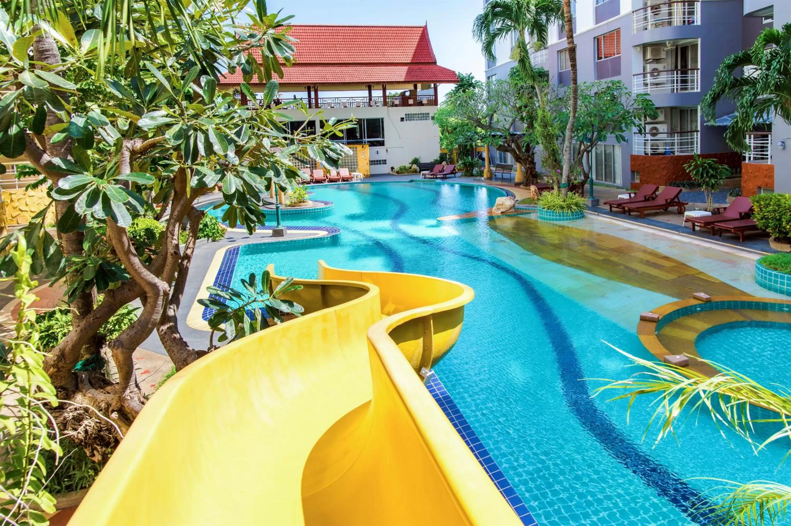 Patio, Swimming Pool in Soi 7 Hua Hin-Ji Ya