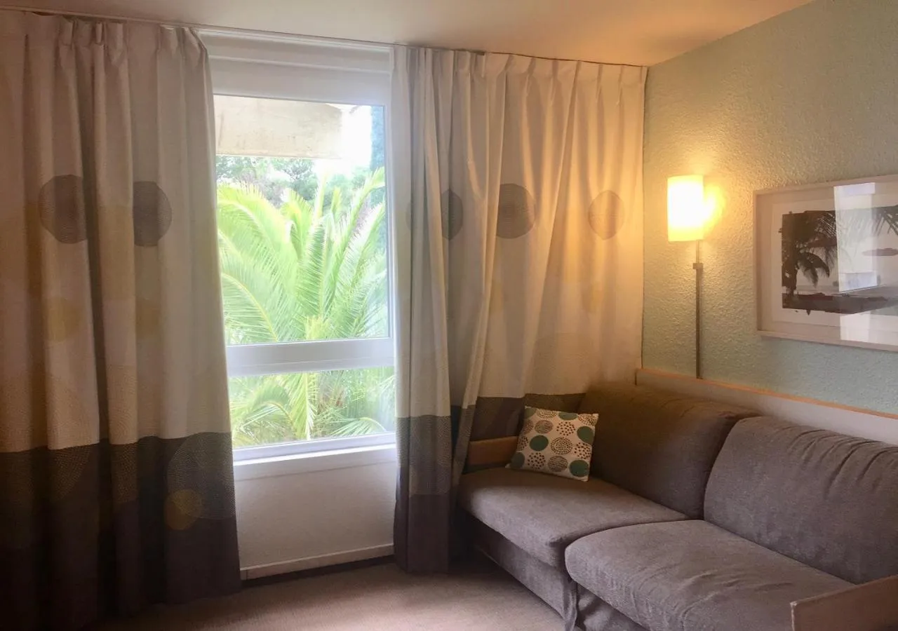 Photo of the whole room in Novotel Marseille Est Porte d'Aubagne