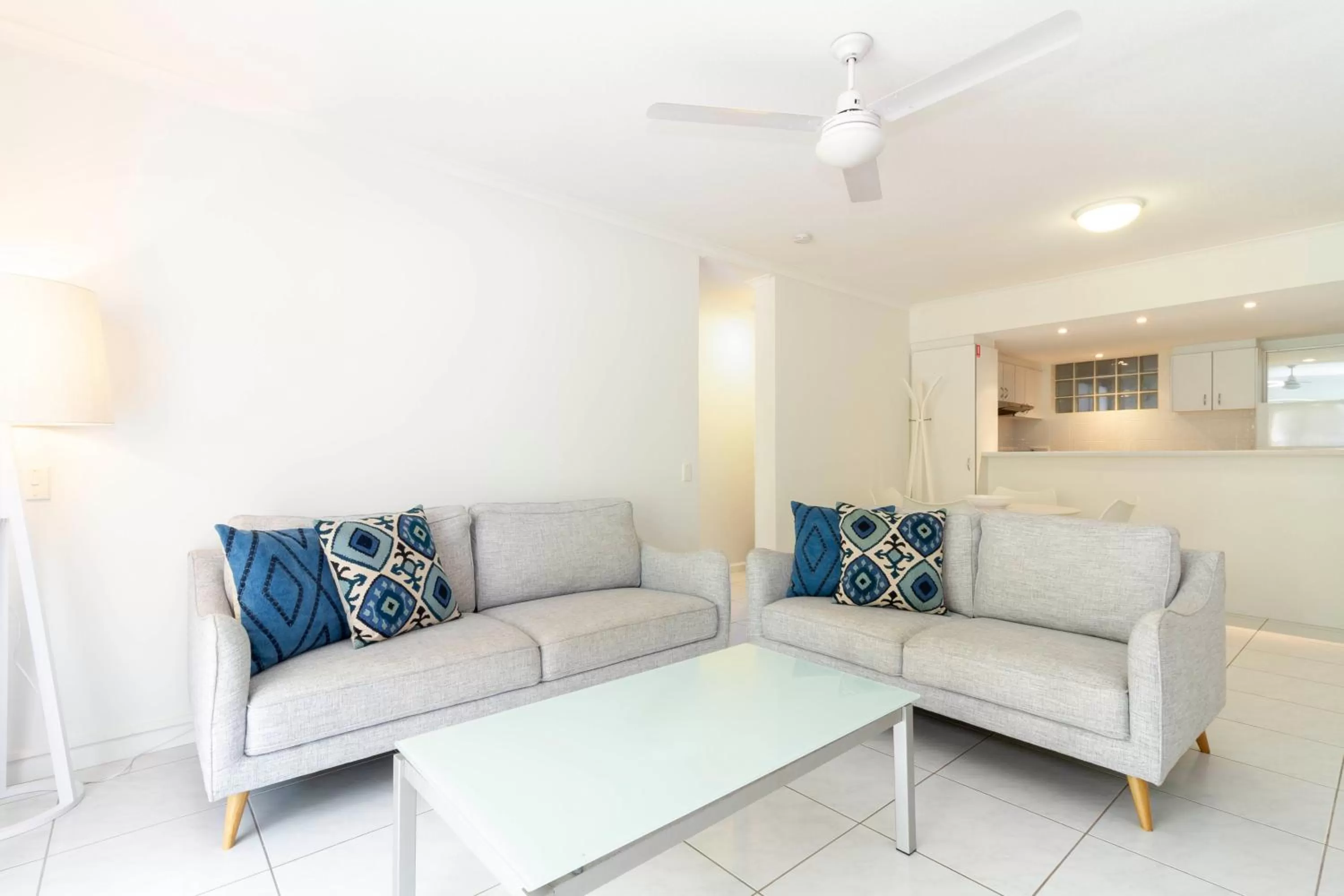 The White House Port Douglas