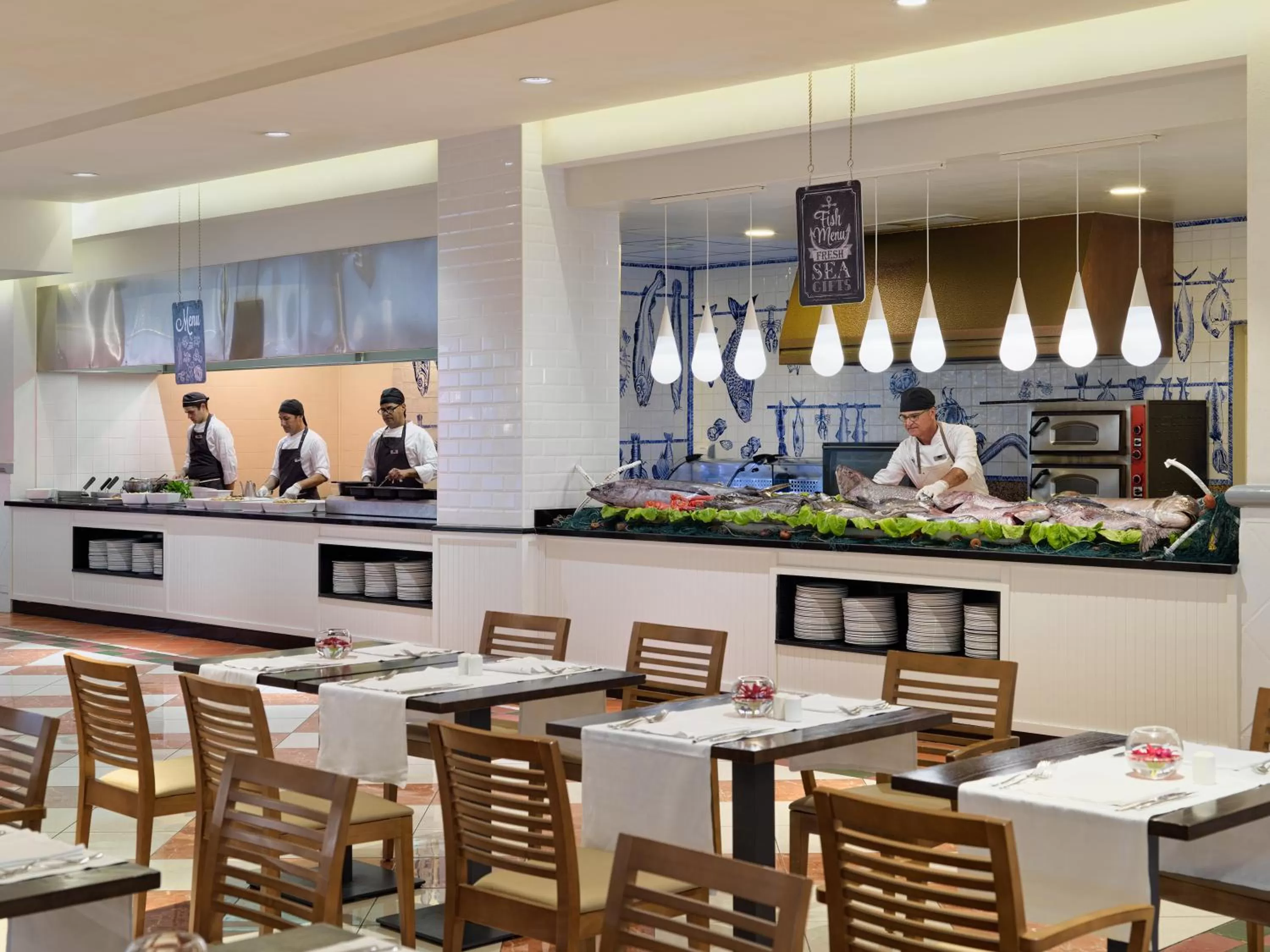 Restaurant/places to eat in H10 Tindaya