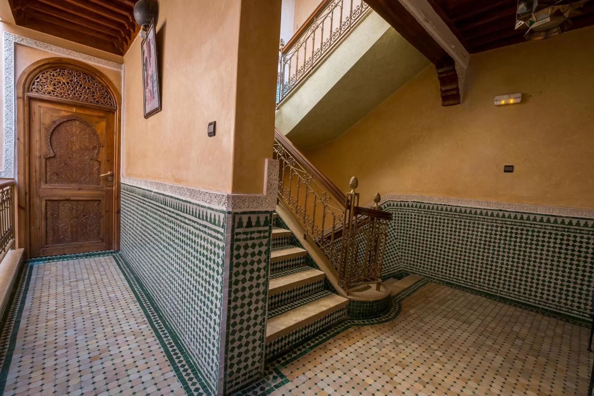 Lobby or reception, Balcony/Terrace in Riad Saad