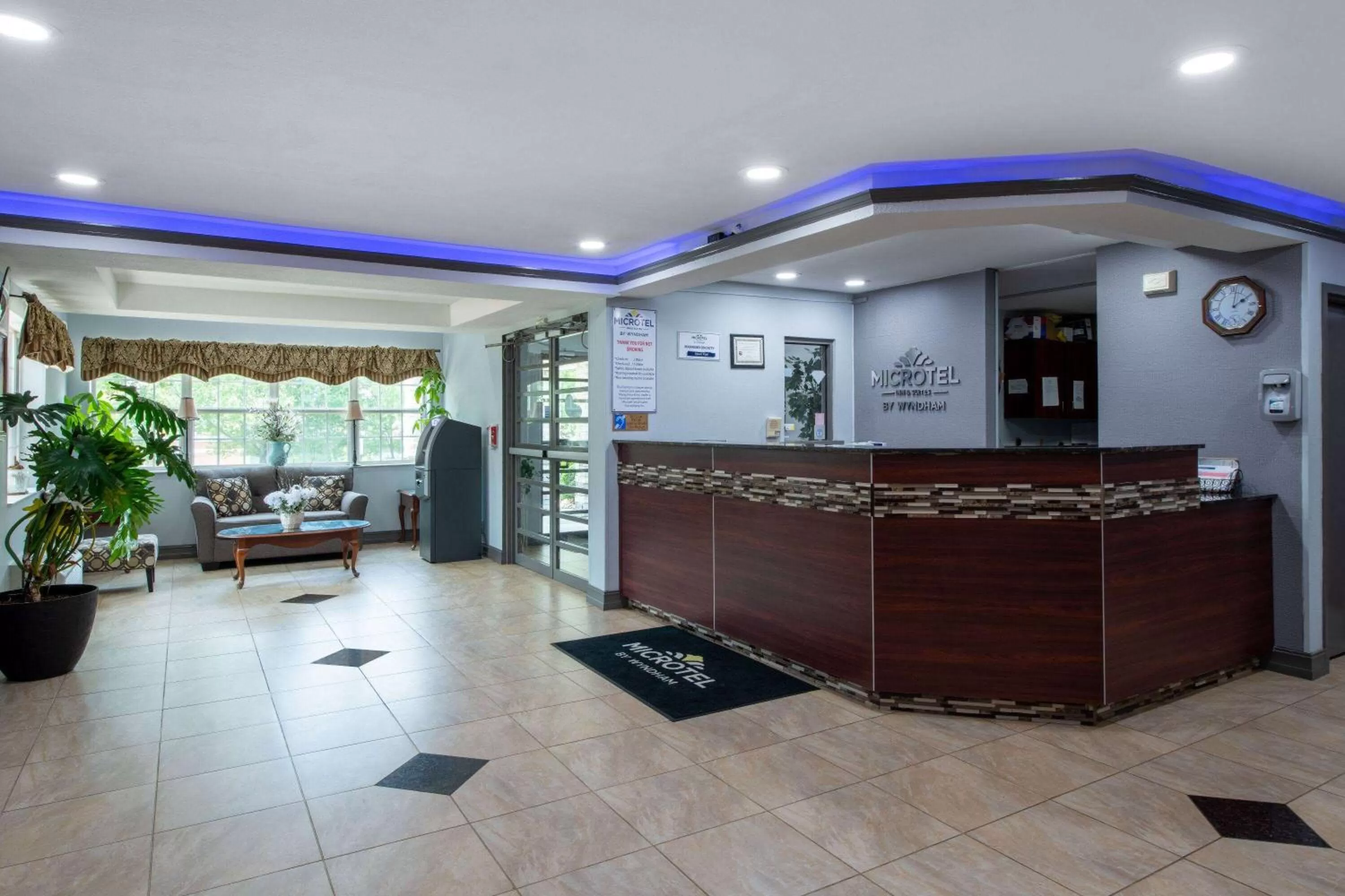 Lobby or reception in Microtel Inn by Wyndham Spartanburg Duncan