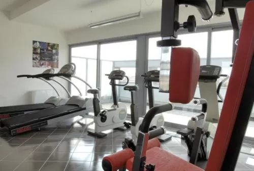 Fitness centre/facilities in Executive Hotel