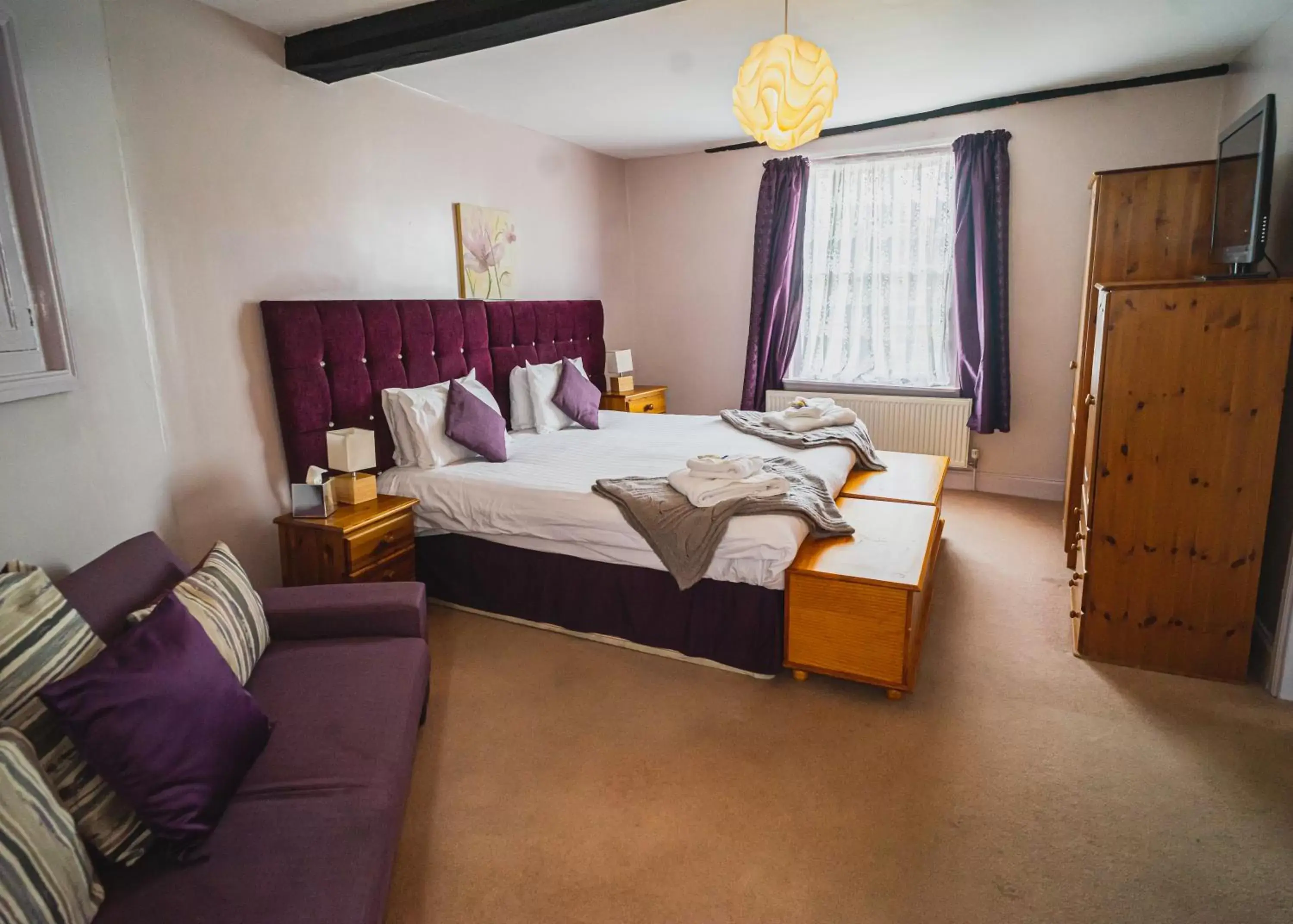 Double or Twin Room 2 (Pet Friendly) in The Mug House Inn Double or Twin Room 2 (Pet Friendly) in The Mug House Inn