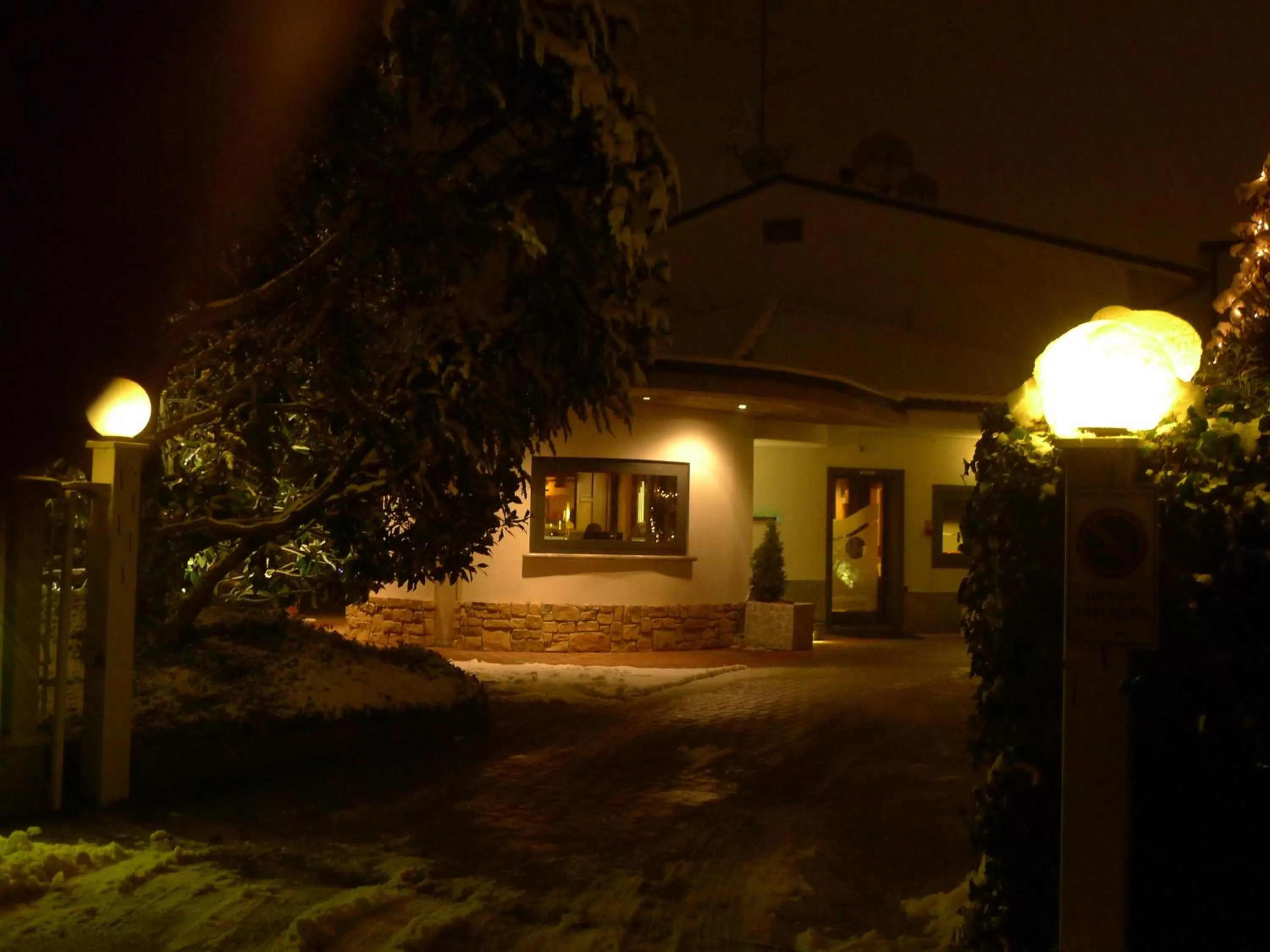 Facade/entrance, Property Building in Motel K