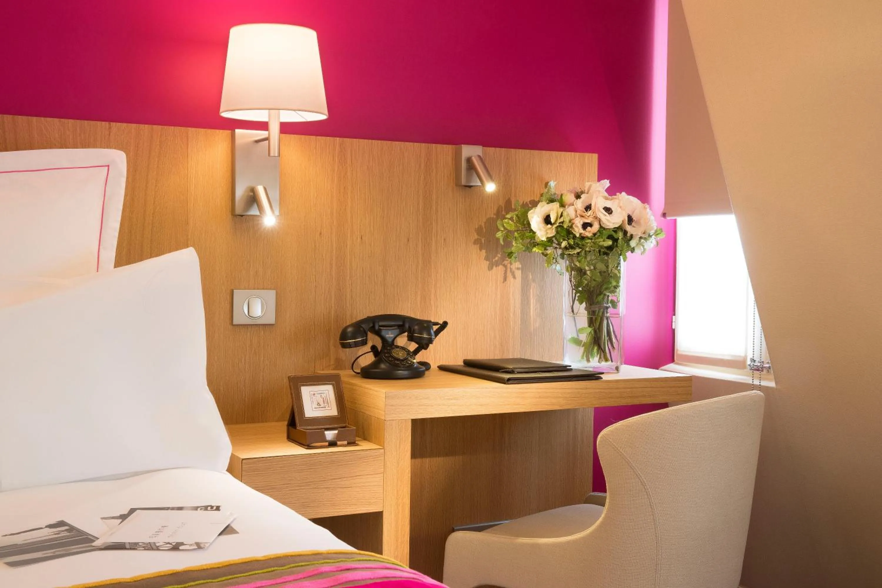 Bedroom in Hôtel Cordelia Opéra-Madeleine