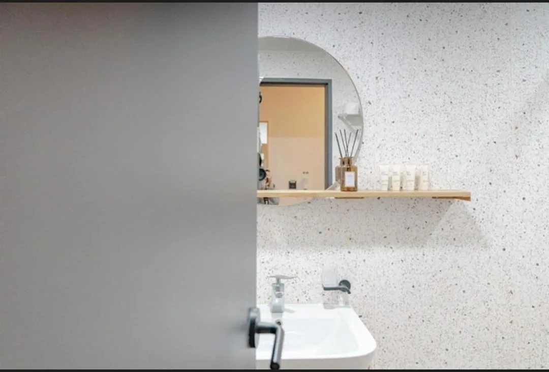 Mipo Oceanside Hotel