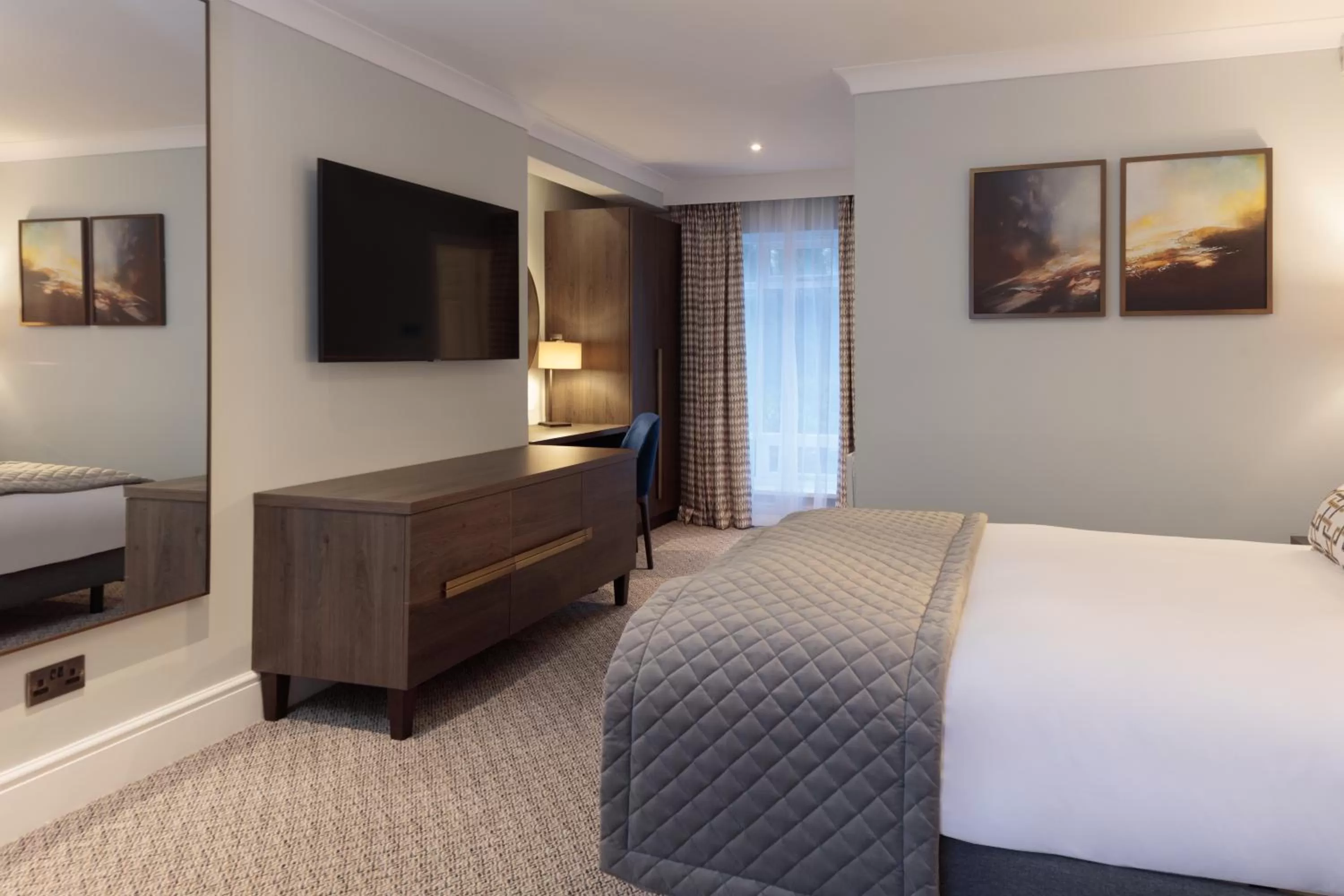 TV and multimedia, Bed in Mercure Blackburn Dunkenhalgh Hotel & Spa