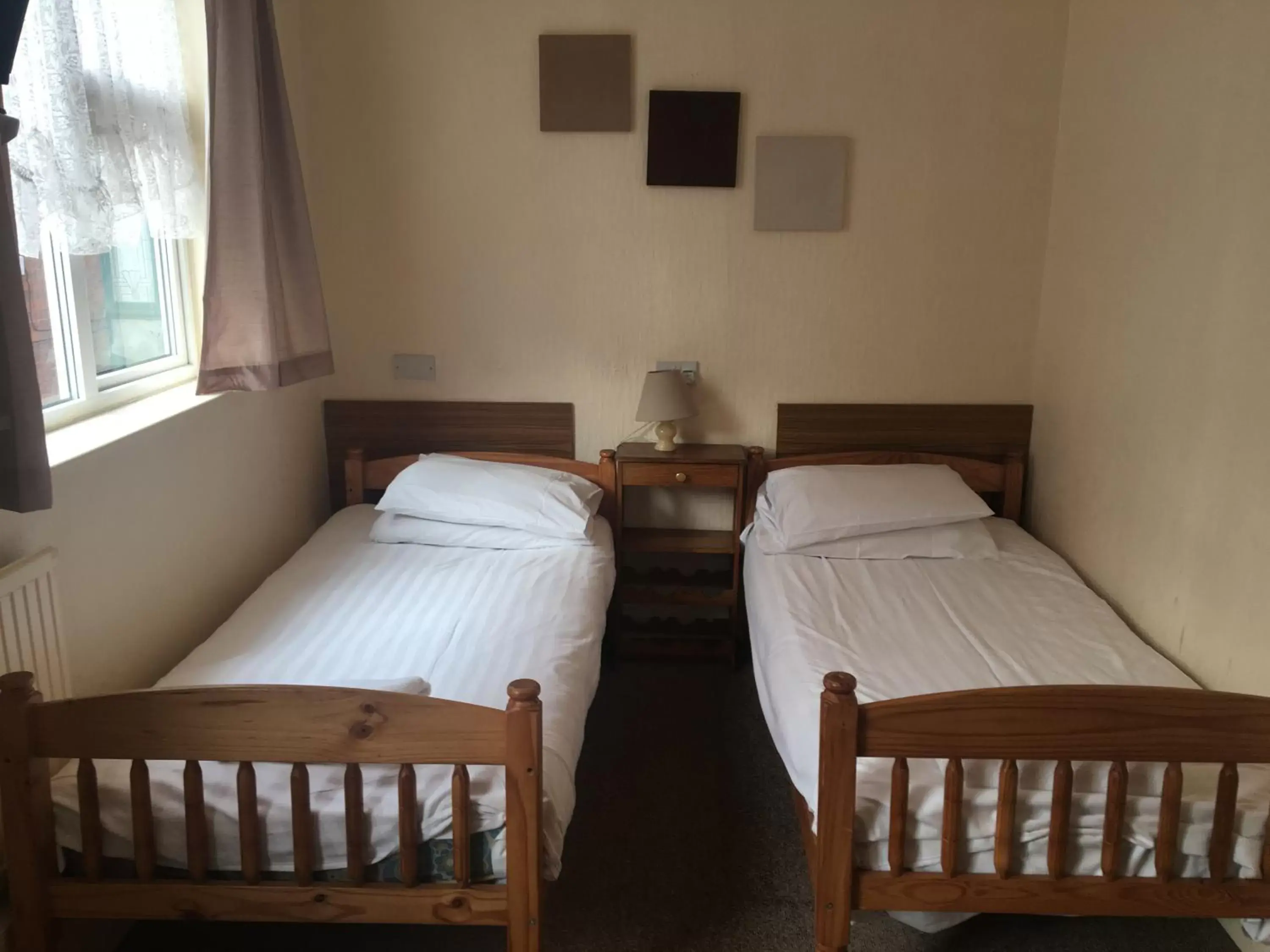 Economy Twin Room in The Orbiston Economy Twin Room in The Orbiston