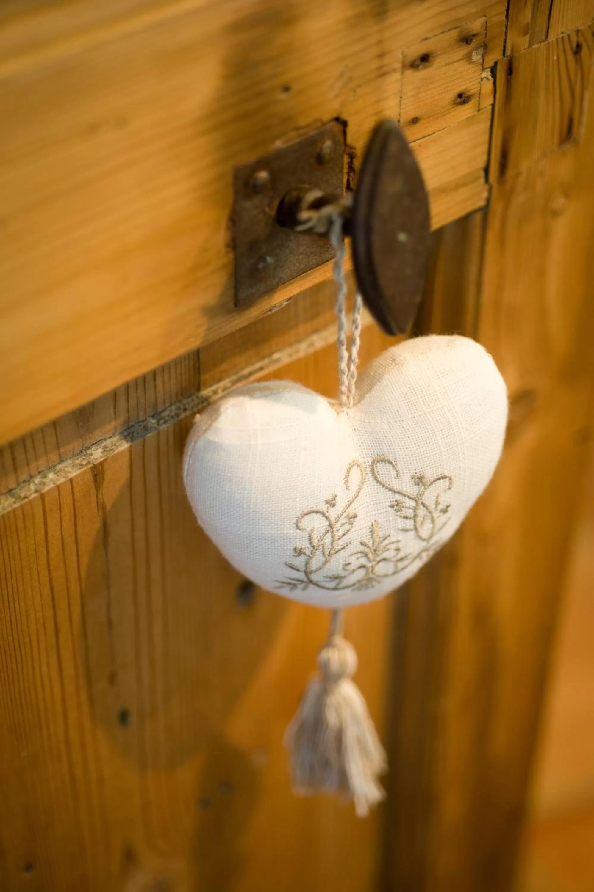 Decorative detail in Chambres d'Hotes Domaine des Machottes