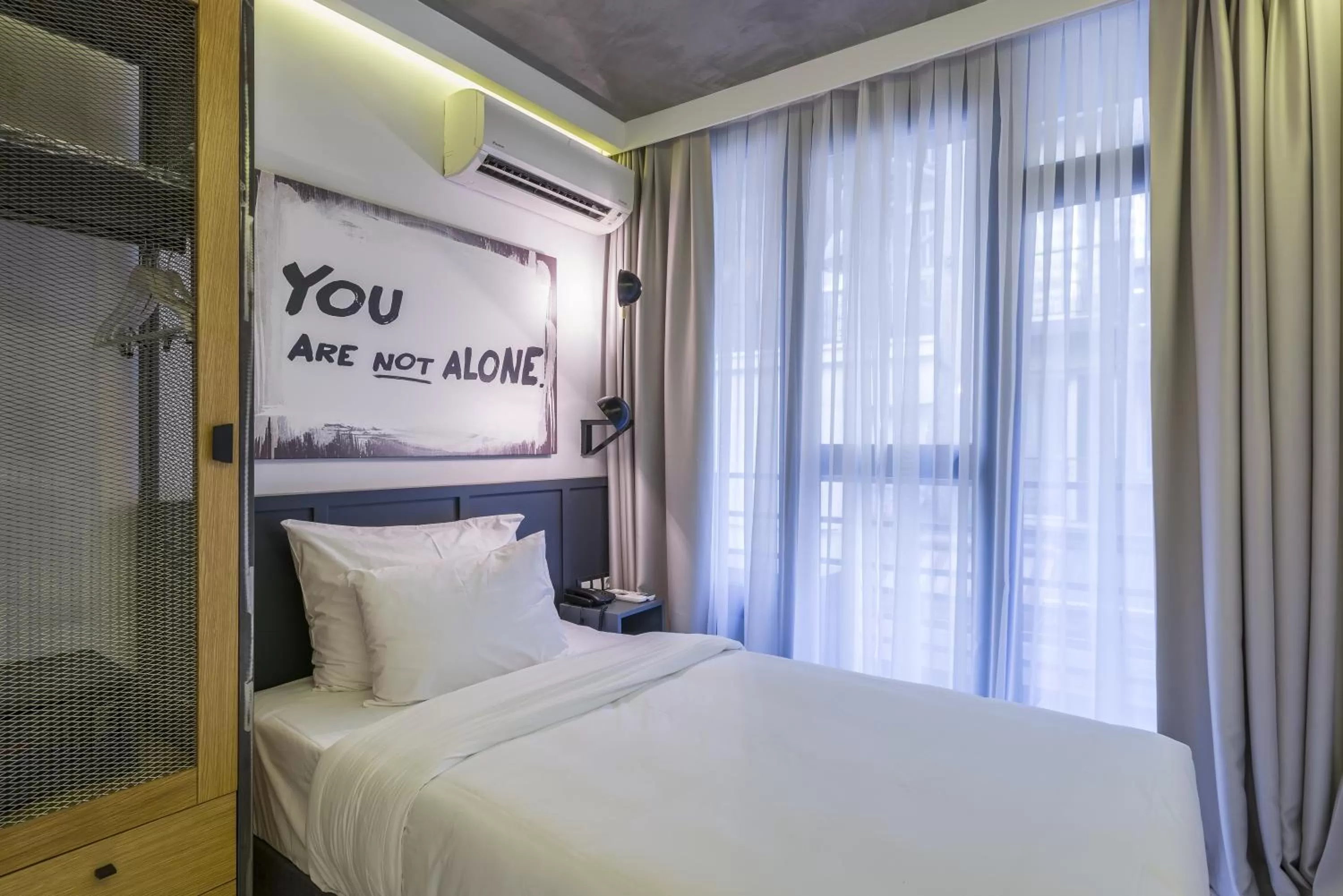 Single Room with Balcony in Fitas Oda Beyoğlu