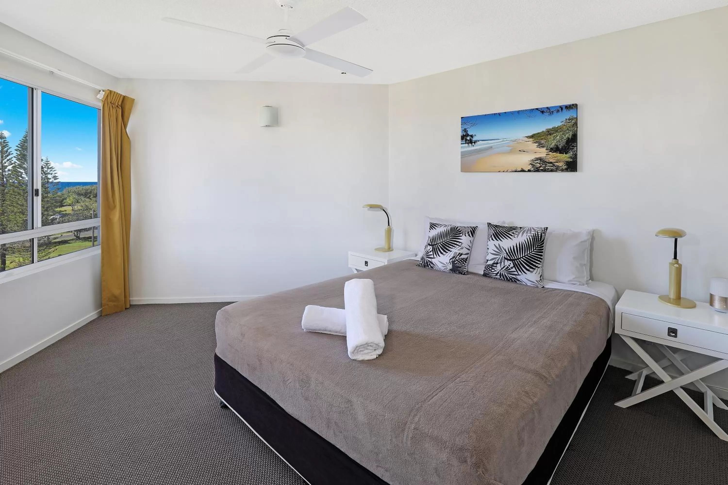 Bed in Beachside Resort Kawana Waters