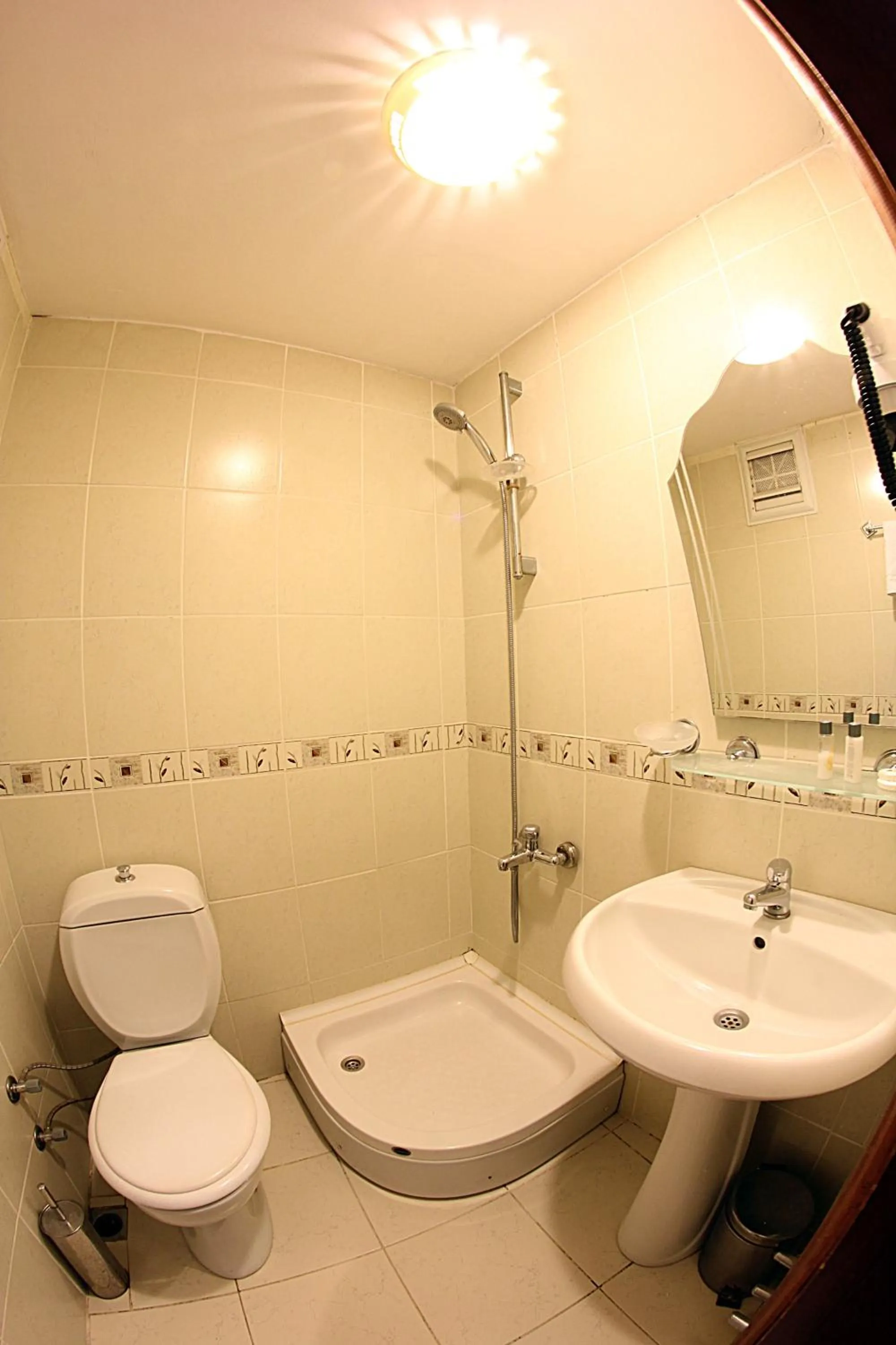 Bathroom in Paradise Hotel