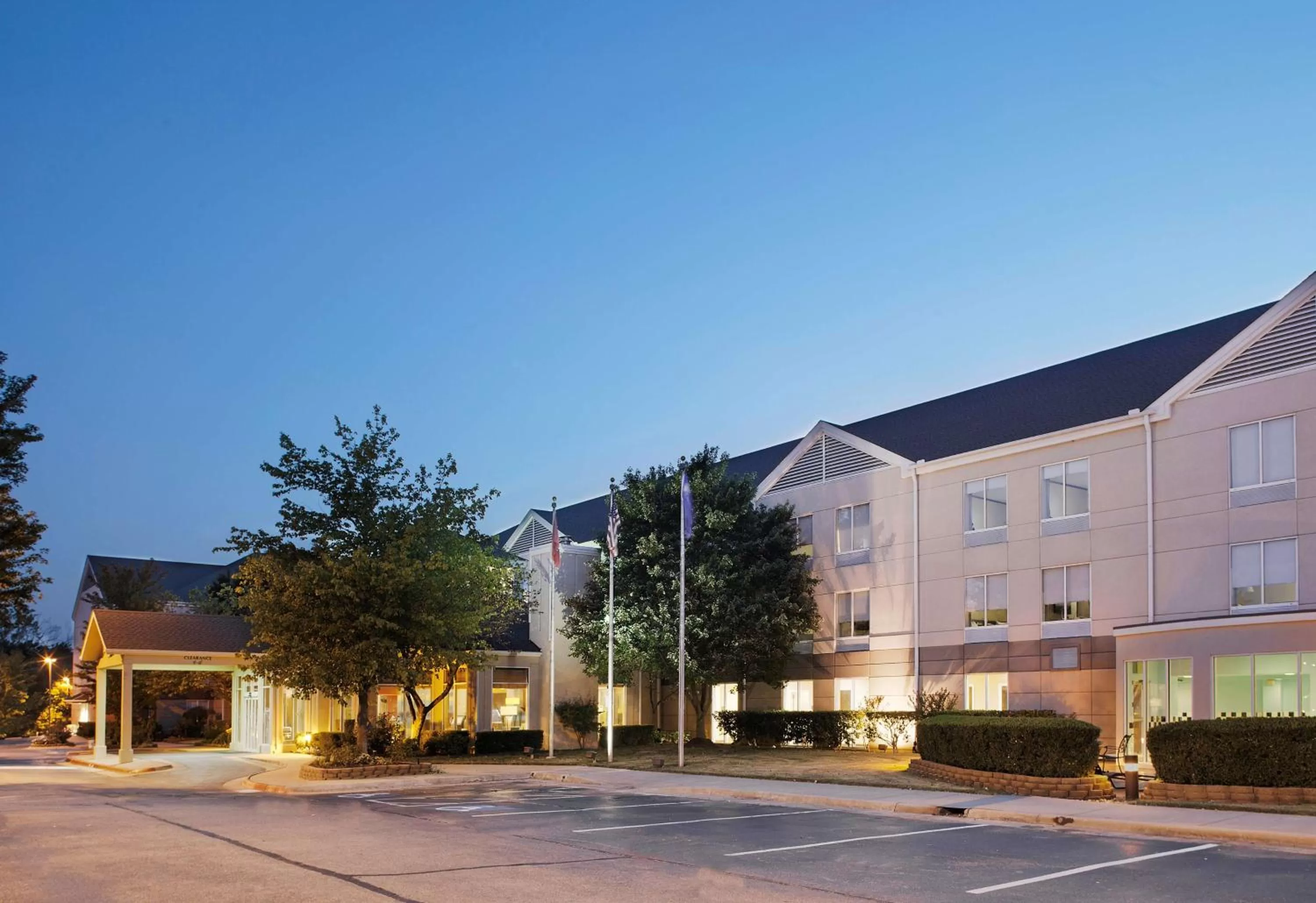 Property building in Hilton Garden Inn Bentonville Rogers