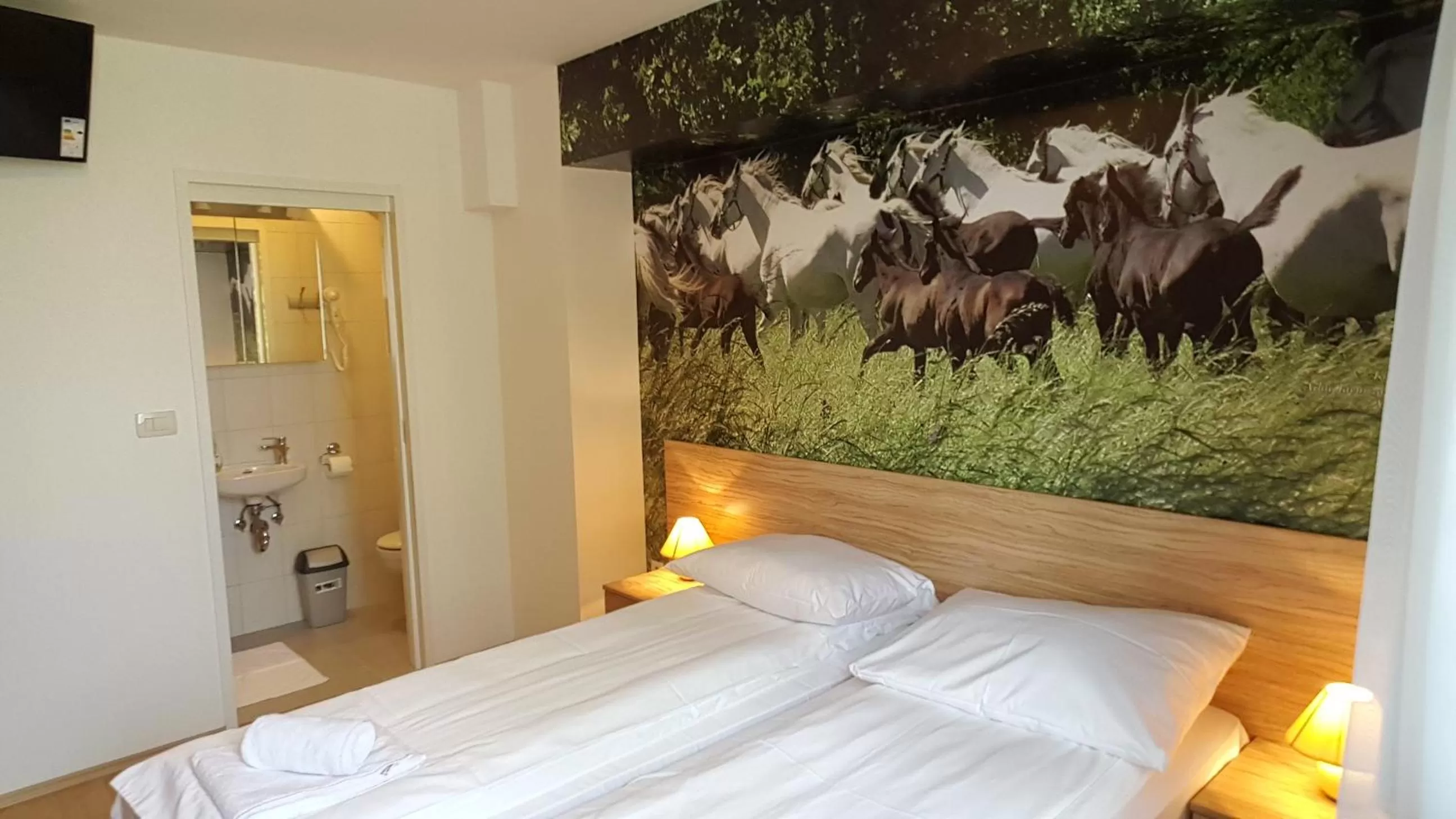 Bed, Room Photo in B&B By The Way