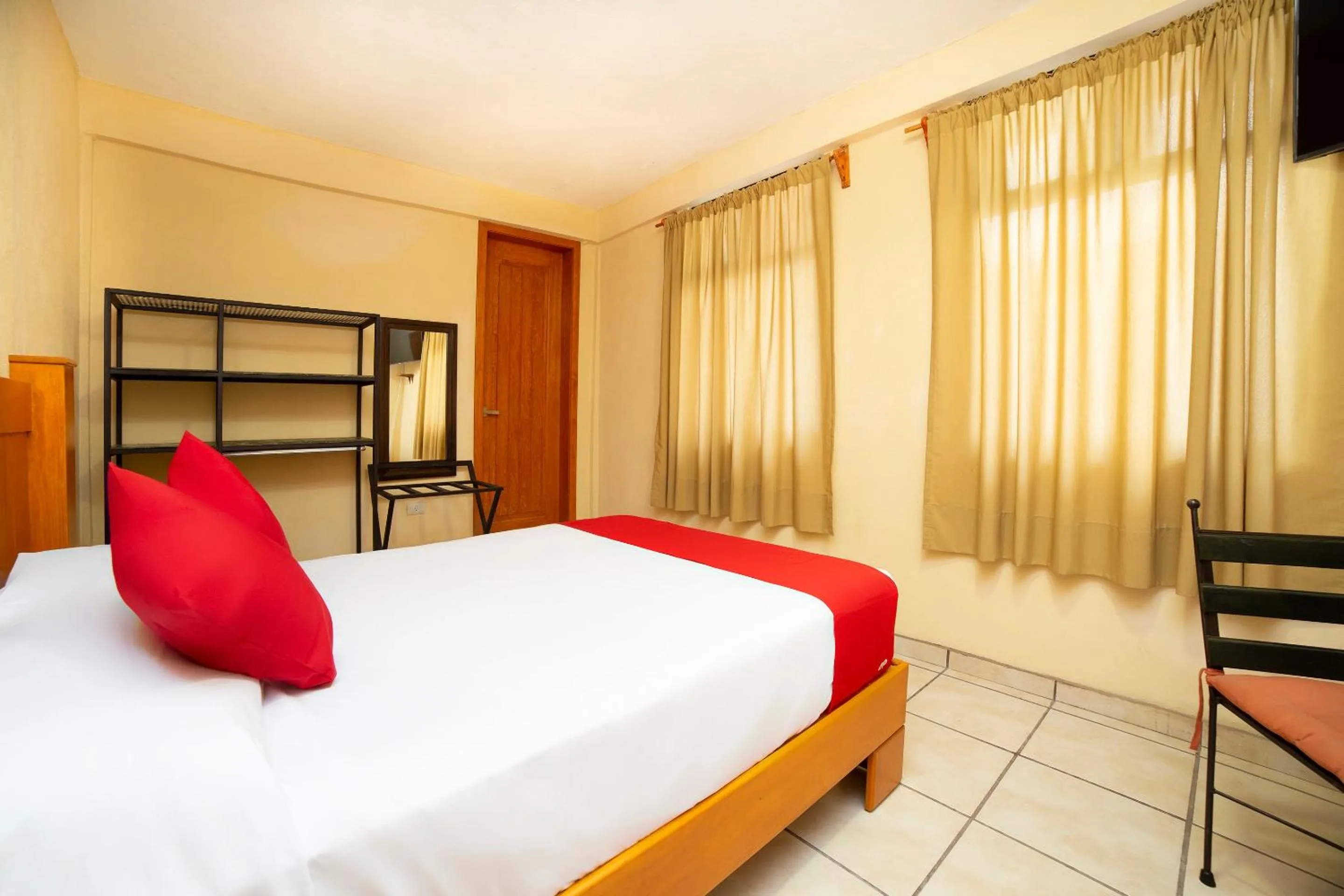 Bedroom, Bed in OYO Promenade