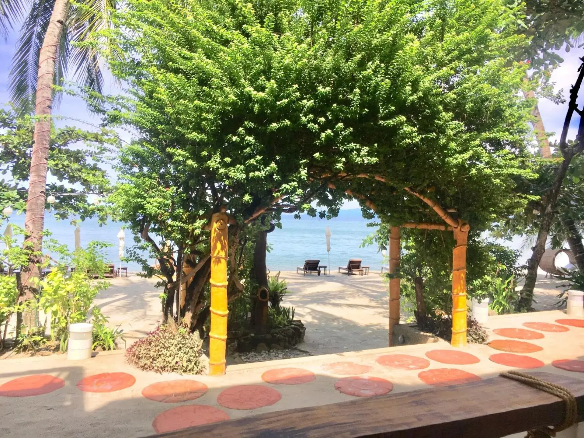 Deluxe Queen Room in Sunset At Aninuan Beach Resort Deluxe Queen Room in Sunset At Aninuan Beach Resort