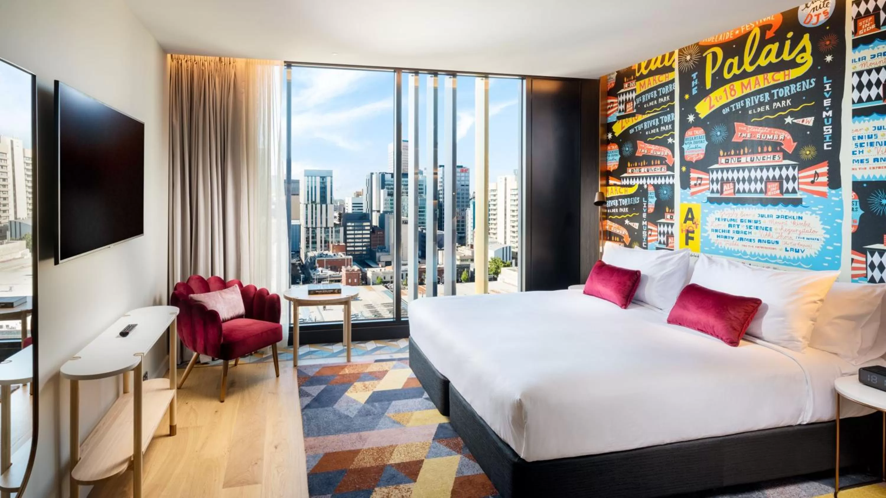 Photo of the whole room, Bed in Hotel Indigo Adelaide Markets by IHG