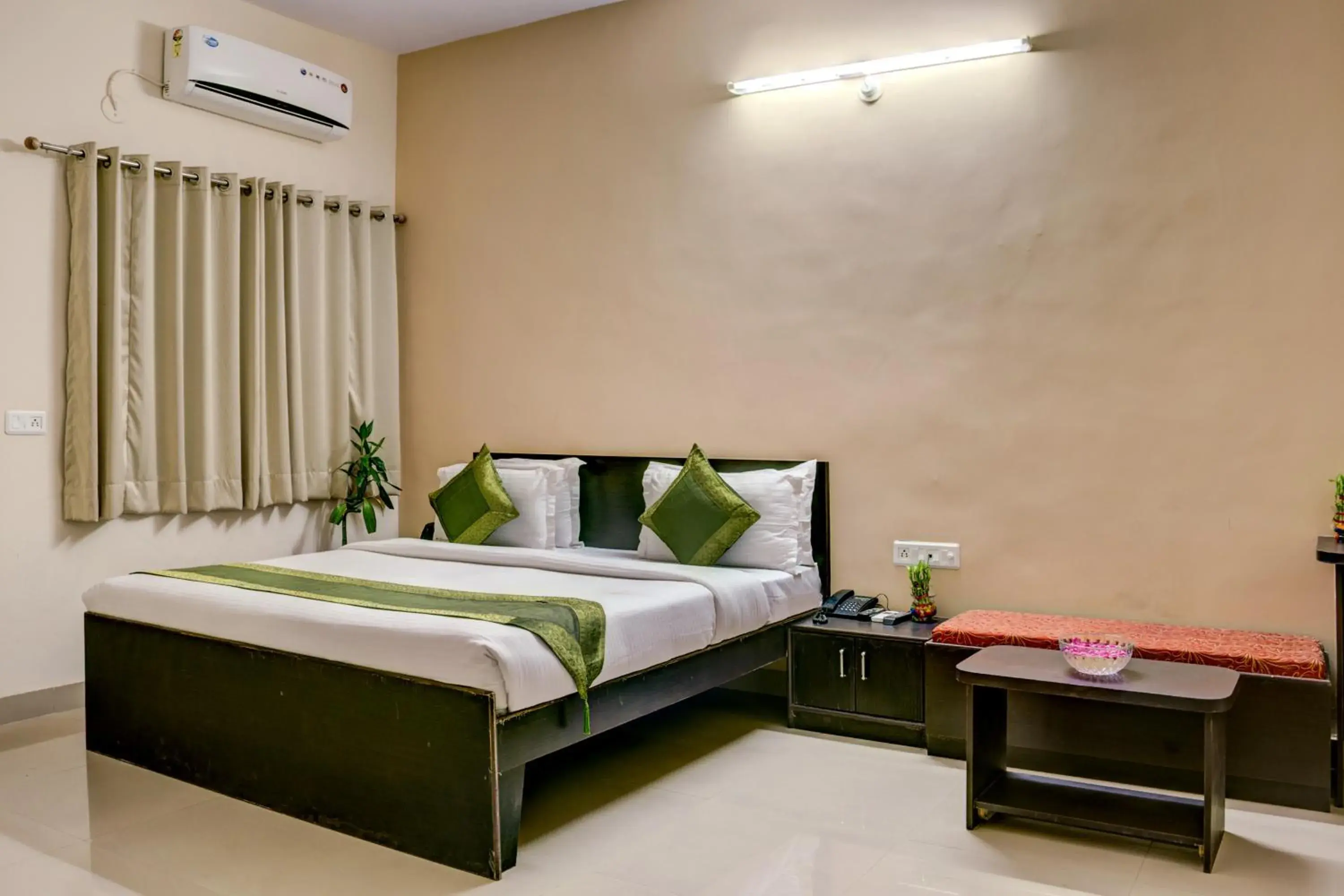 Deluxe Double Room in The Park Classic Udaipur Deluxe Double Room in The Park Classic Udaipur