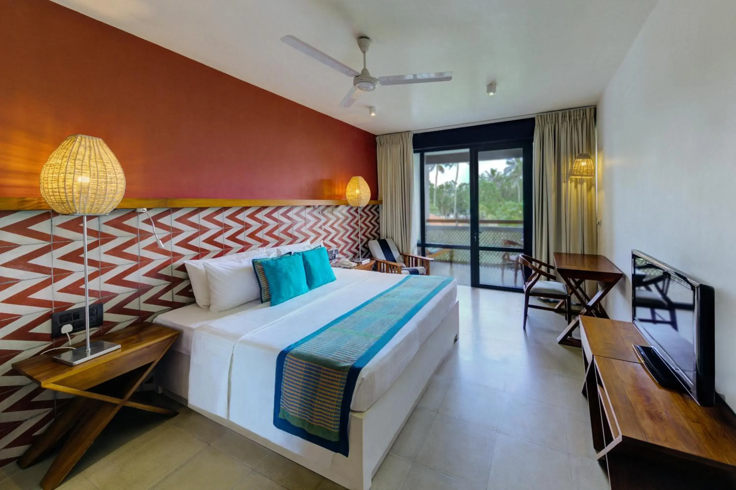 Superior King Room - single occupancy - 15% discount on SPA in Cinnamon Bey Beruwala Superior King Room - single occupancy - 15% discount on SPA in Cinnamon Bey Beruwala