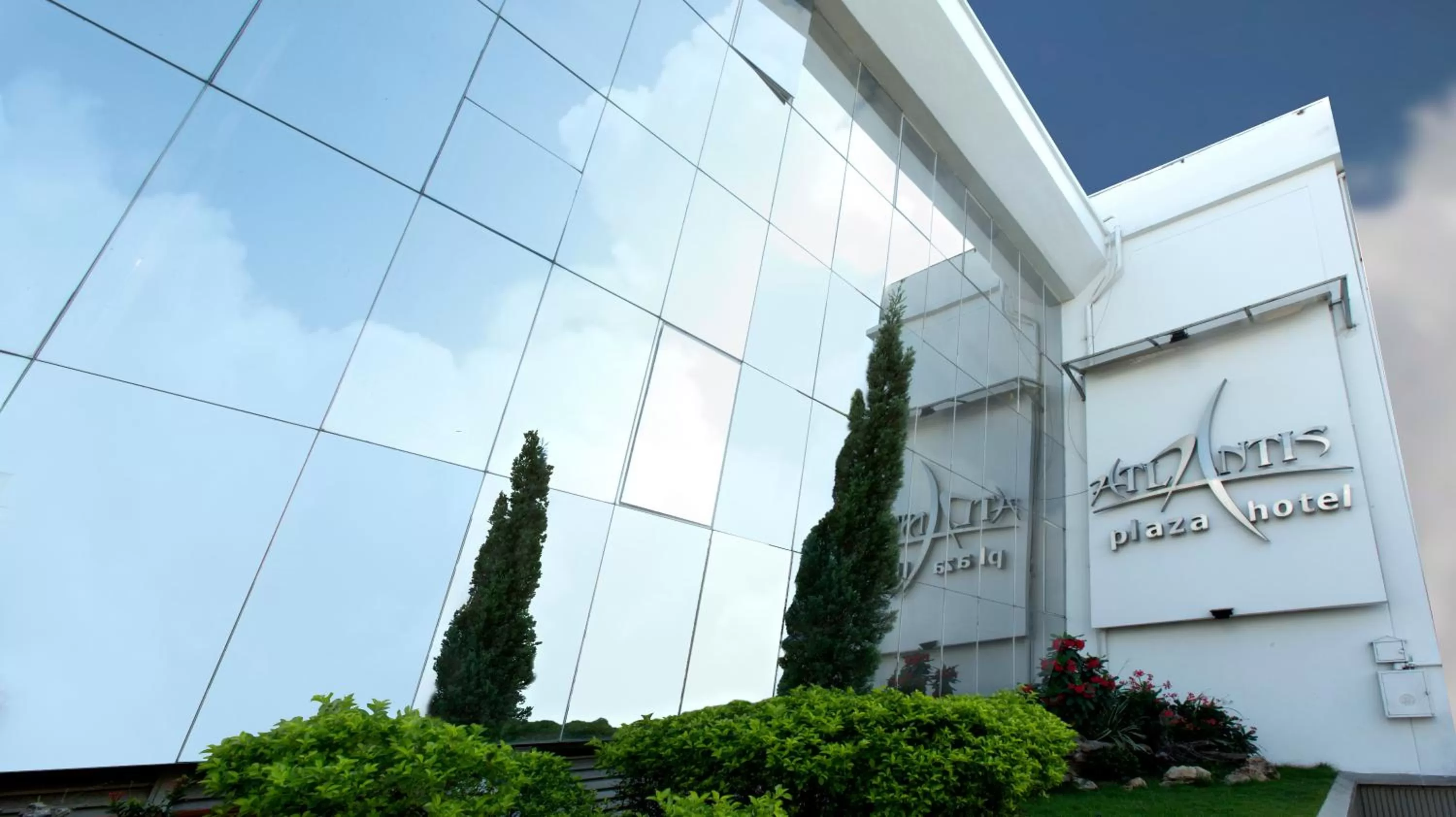 Facade/entrance, Property Building in Atlantis Plaza Hotel Cúcuta