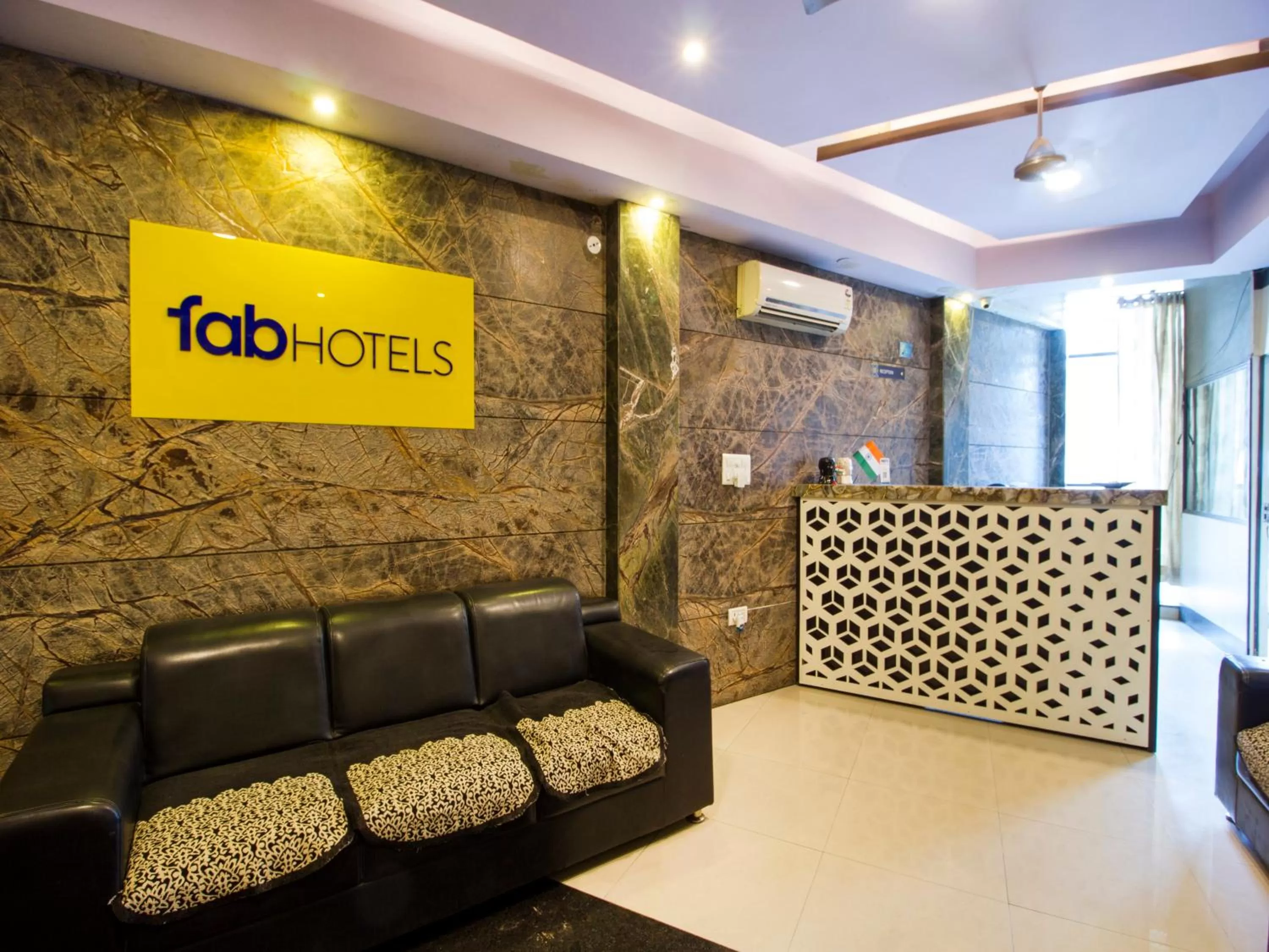 Lobby or reception, Lobby/Reception in FabExpress Travelers Lodge