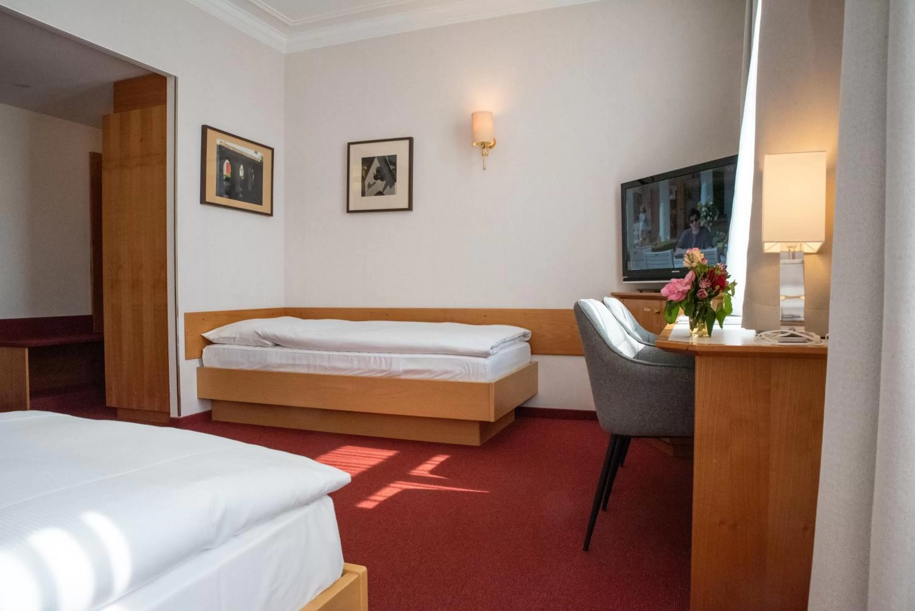 Bed in Hotel Promenade