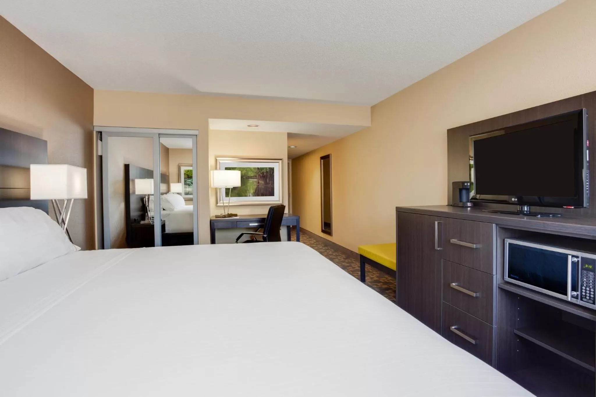 Photo of the whole room, Bed in Holiday Inn Express Hotel & Suites Uptown Fredericton by IHG