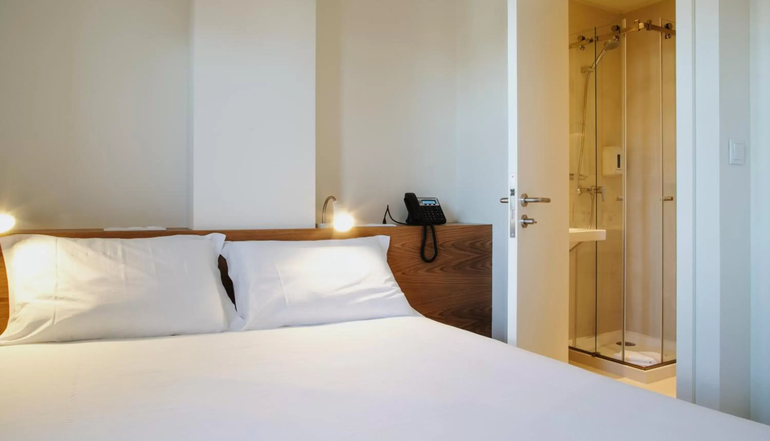 Double Room in Hotel Spot Family Suites Double Room in Hotel Spot Family Suites