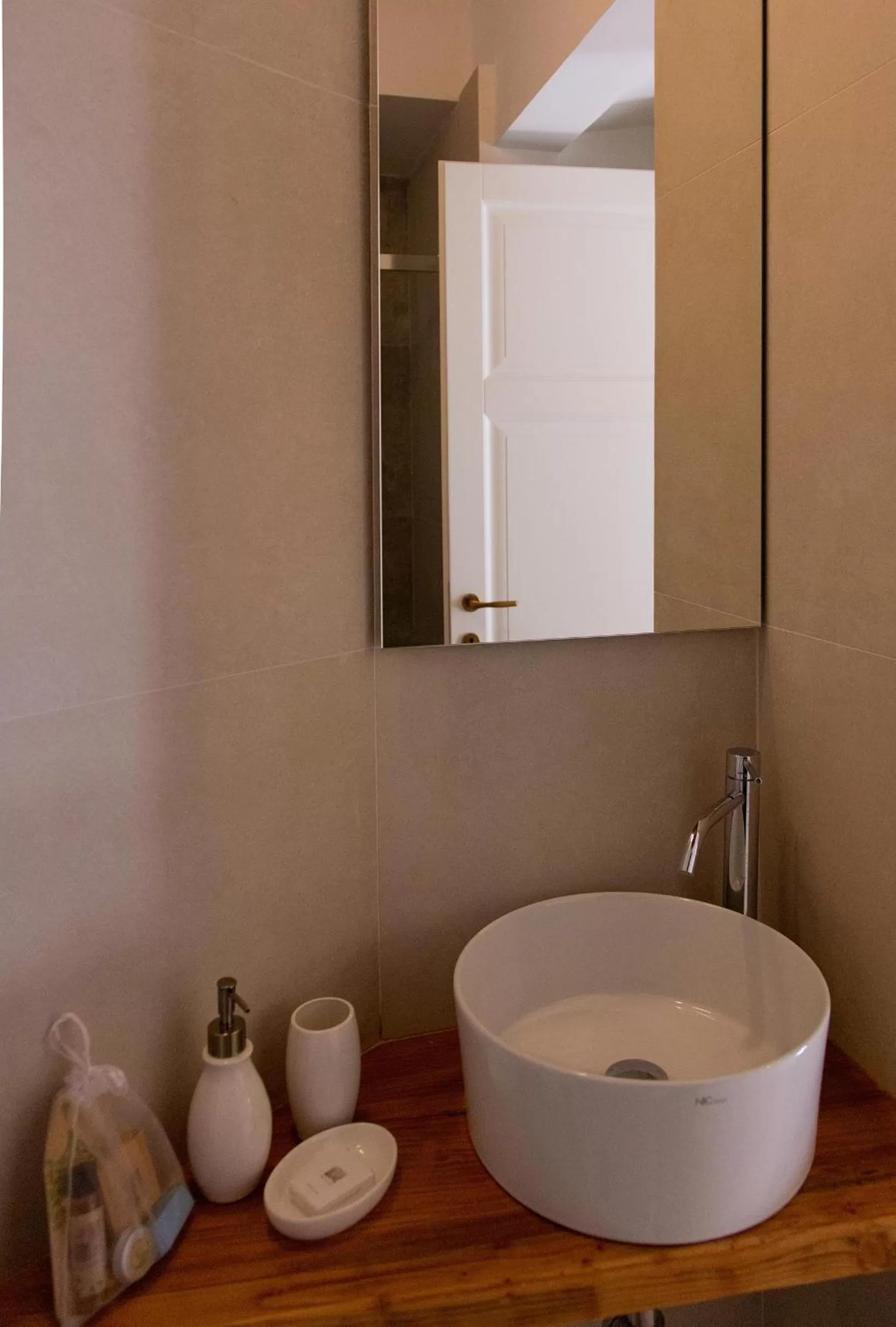 Bathroom in Repetita Juvant