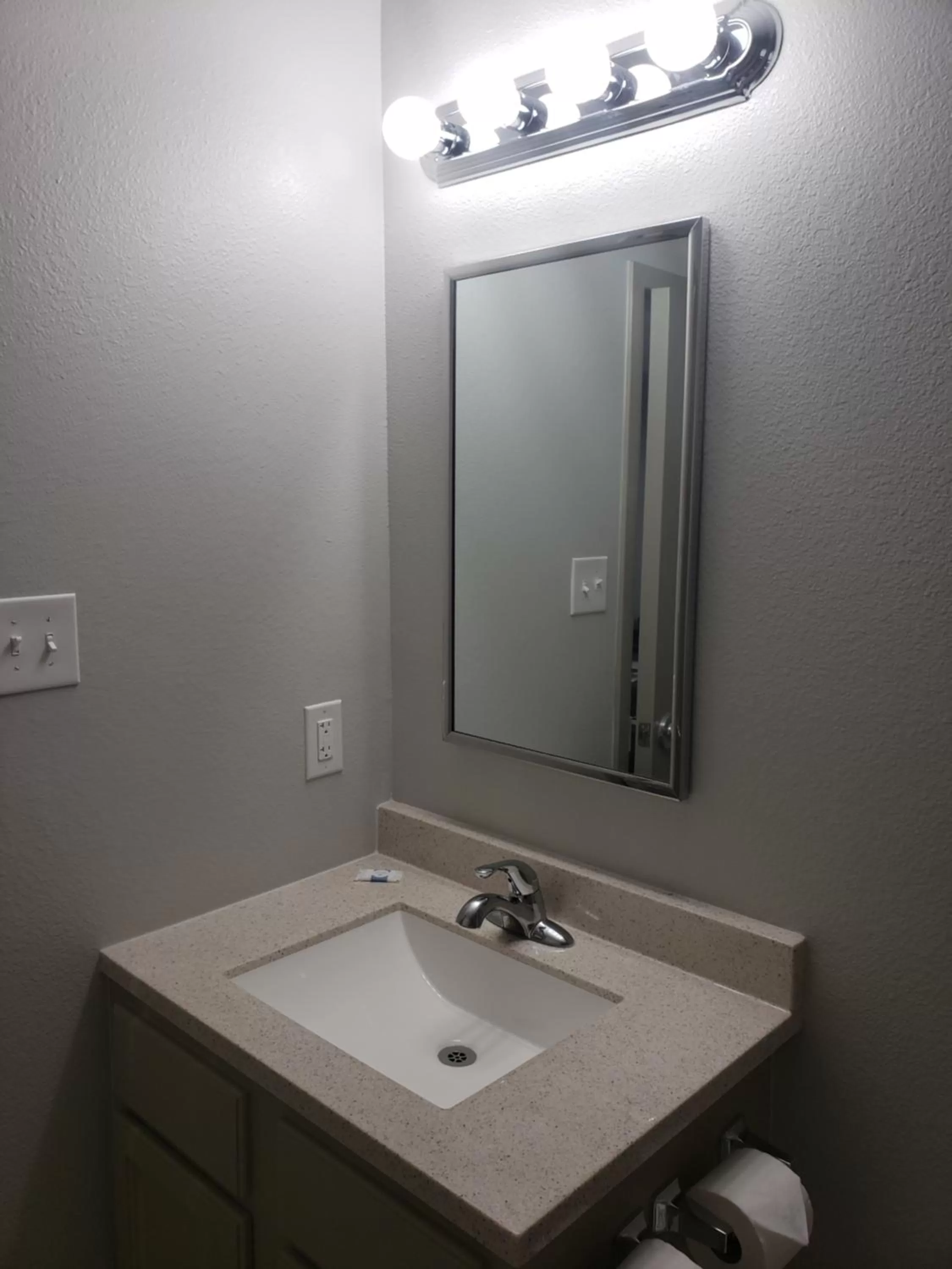 Budget Inn & Suites Baton Rouge