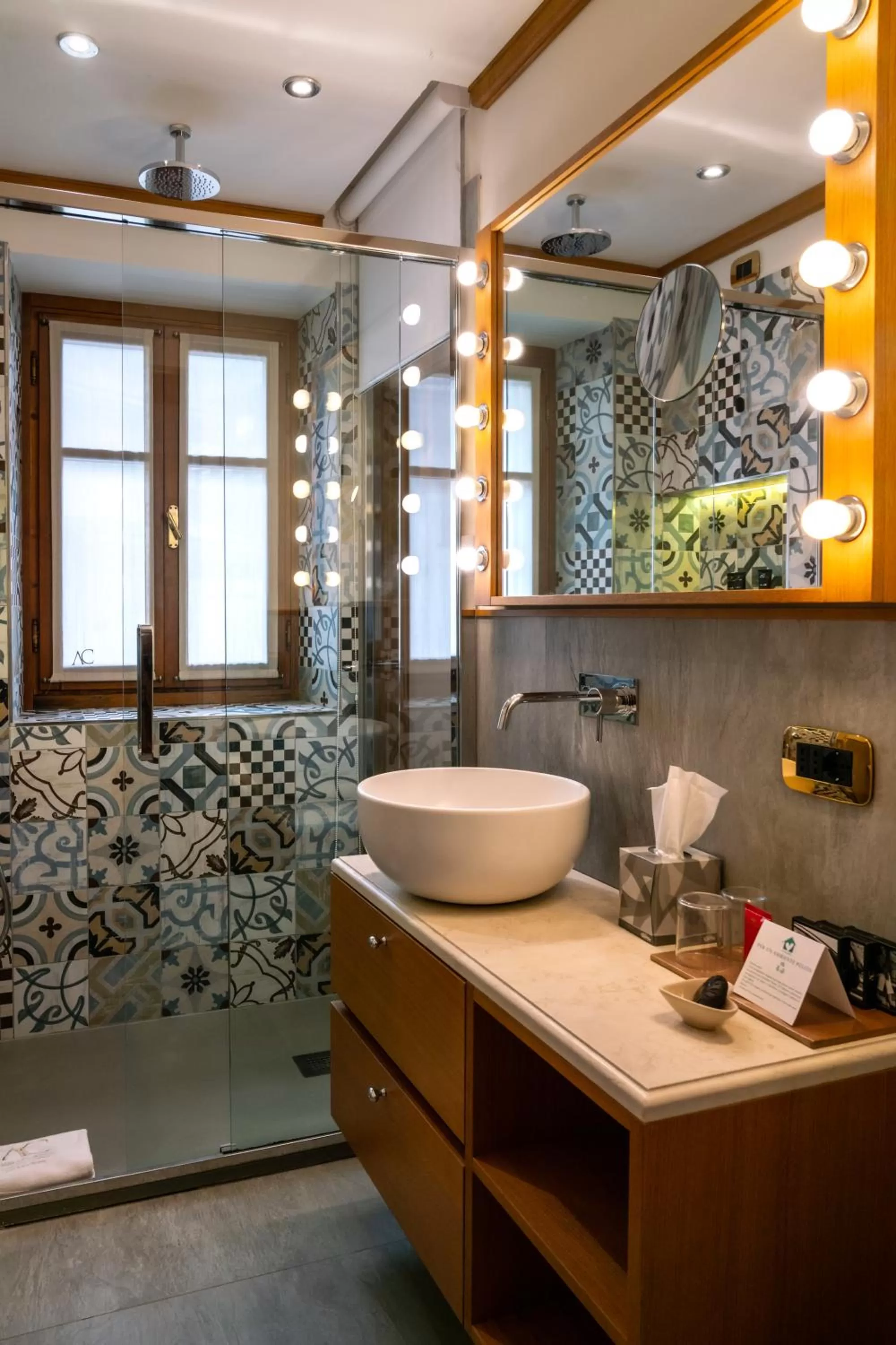 Shower in Ambra Cortina Luxury&Fashion Hotel