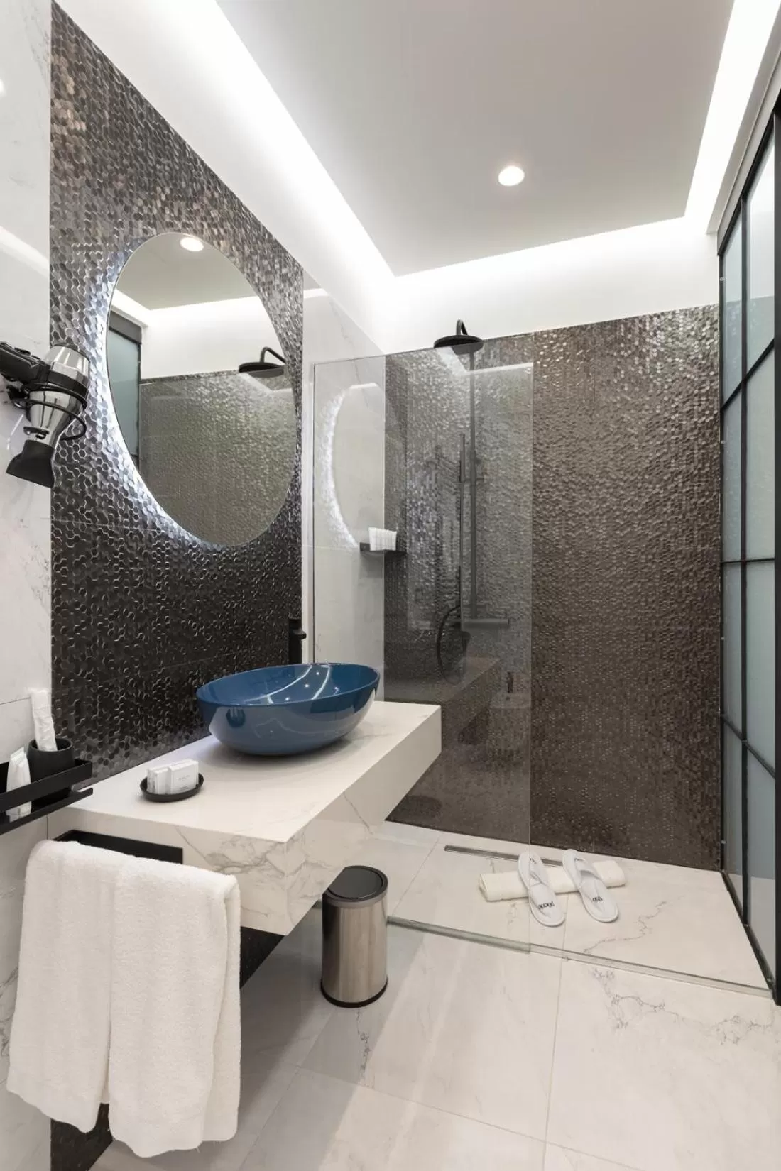 Bathroom in Hotel Poerio 25 Boutique Stay