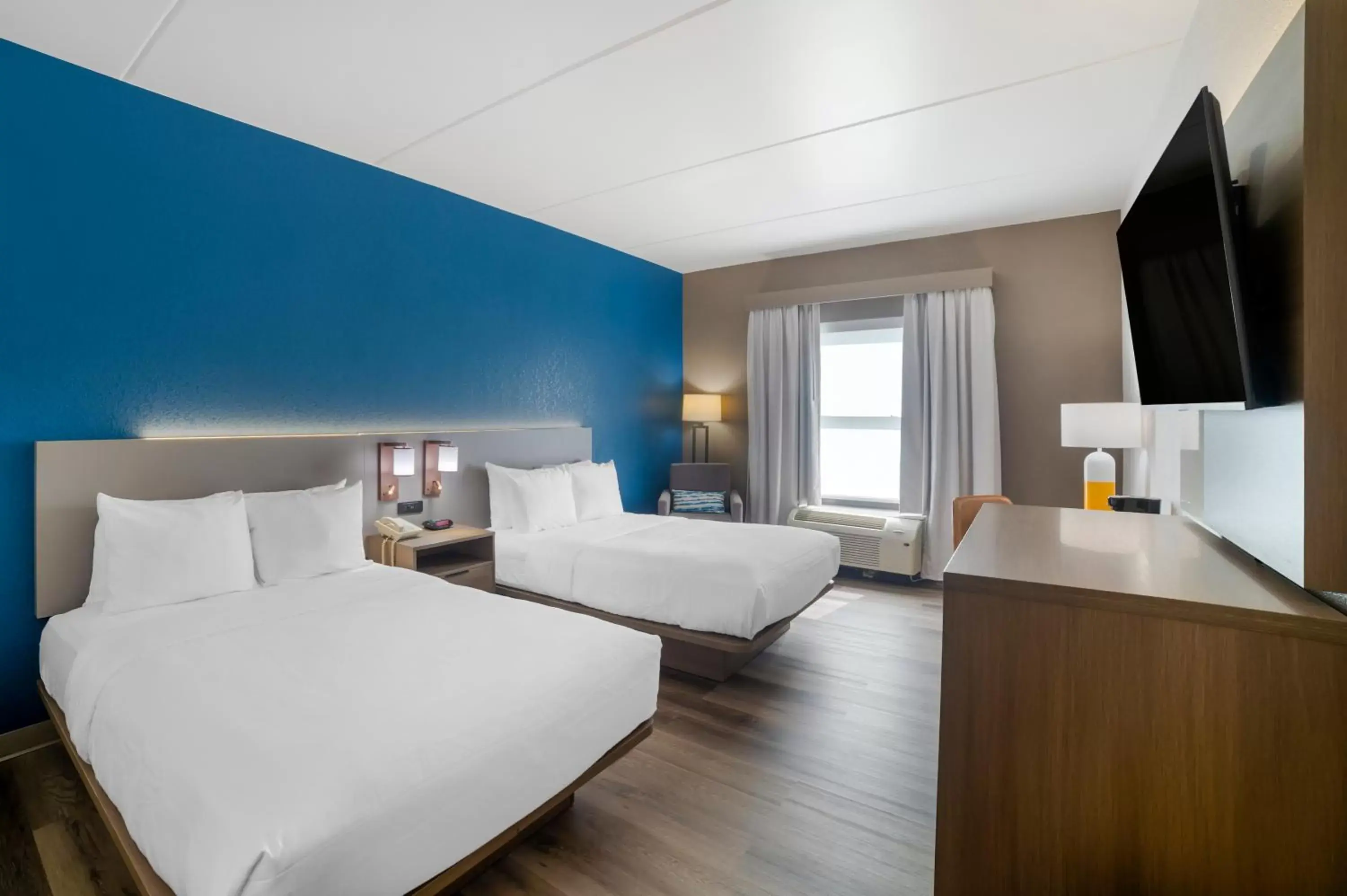 Double Room with Two Double Beds - Accessible/Non-Smoking in Comfort Inn Asheville Airport Double Room with Two Double Beds - Accessible/Non-Smoking in Comfort Inn Asheville Airport