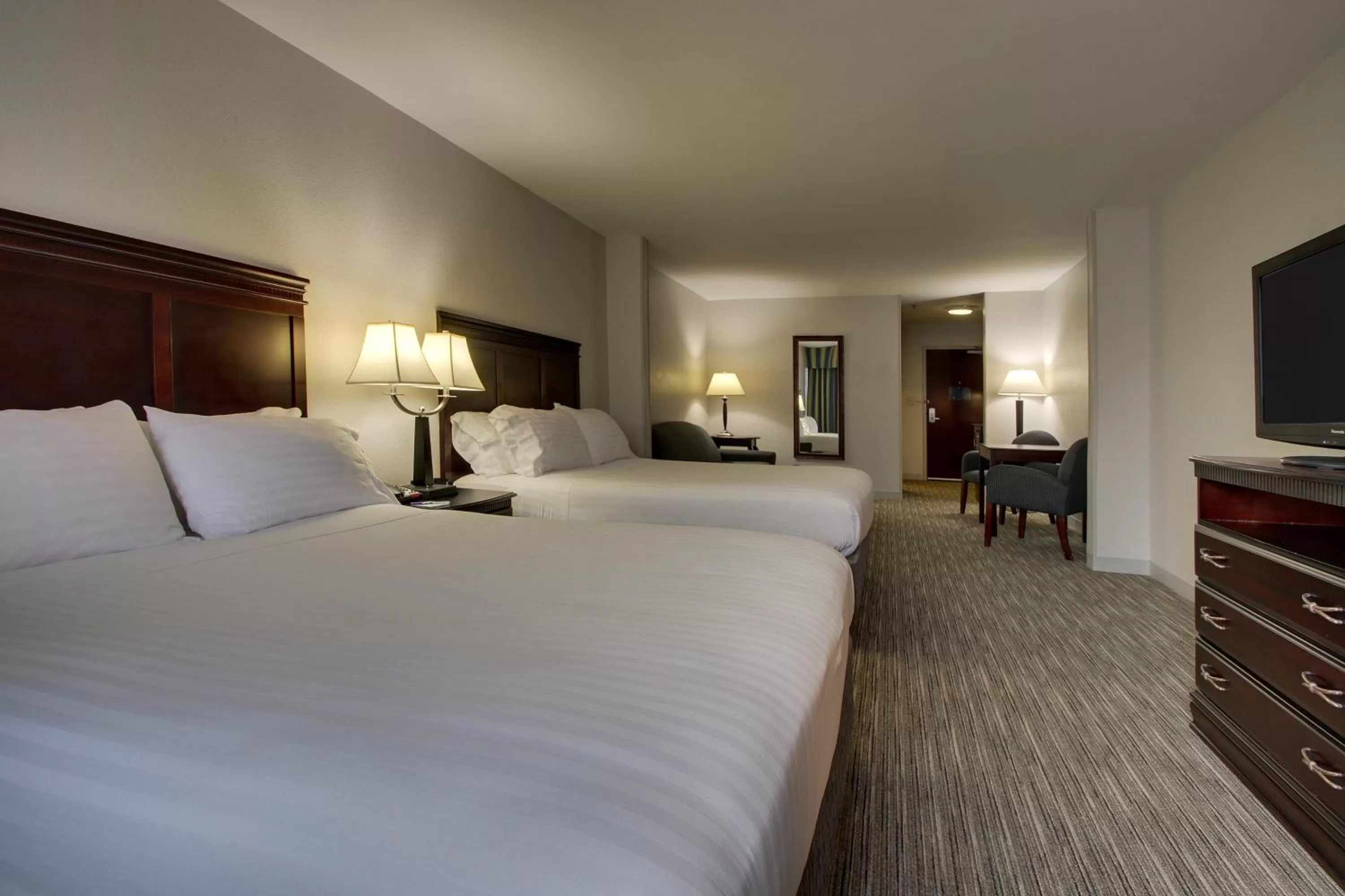 Bedroom, Bed in Holiday Inn Express Hotel & Suites Middleboro Raynham by IHG