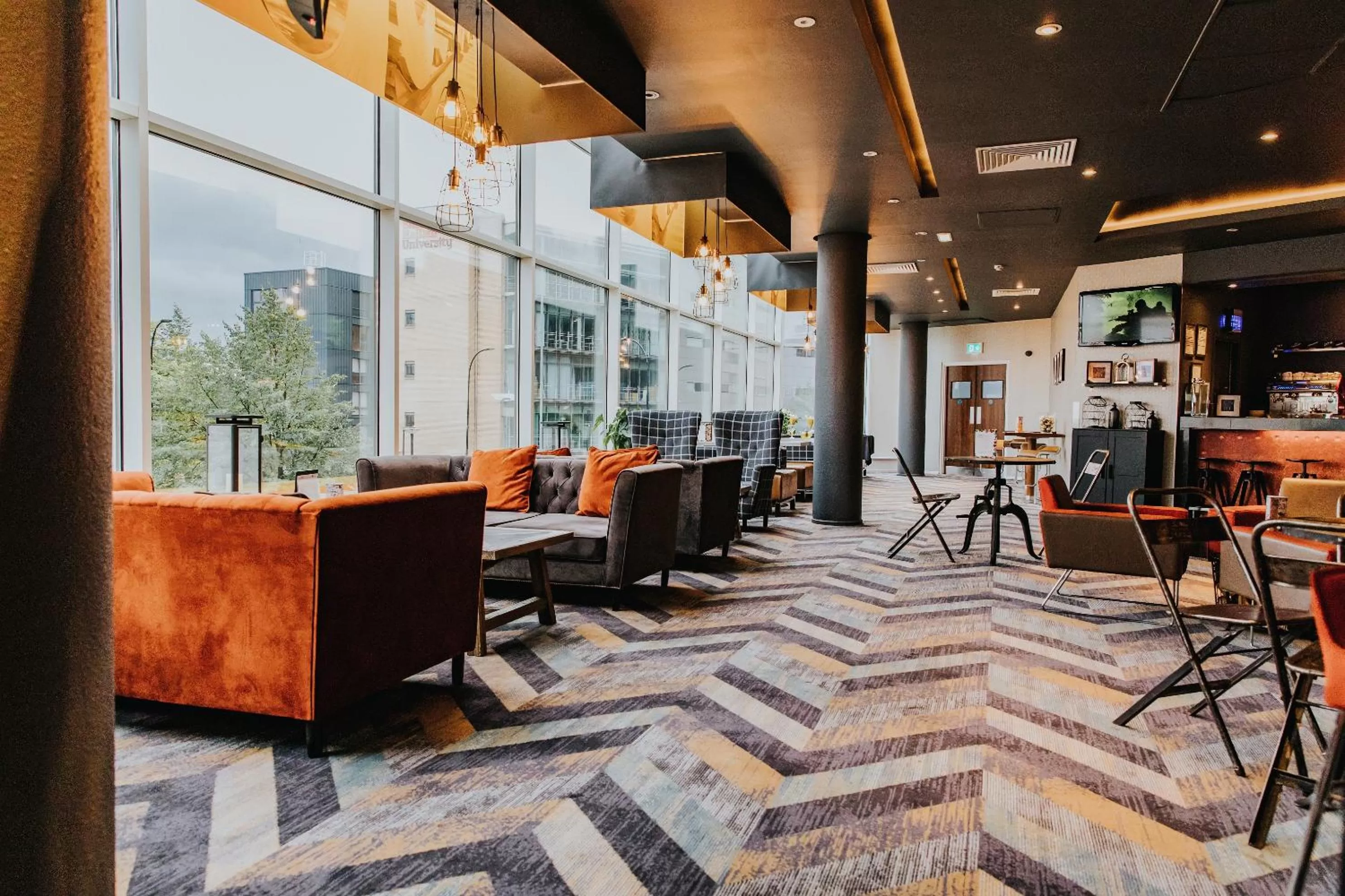 Lounge or bar in Novotel Sheffield Centre
