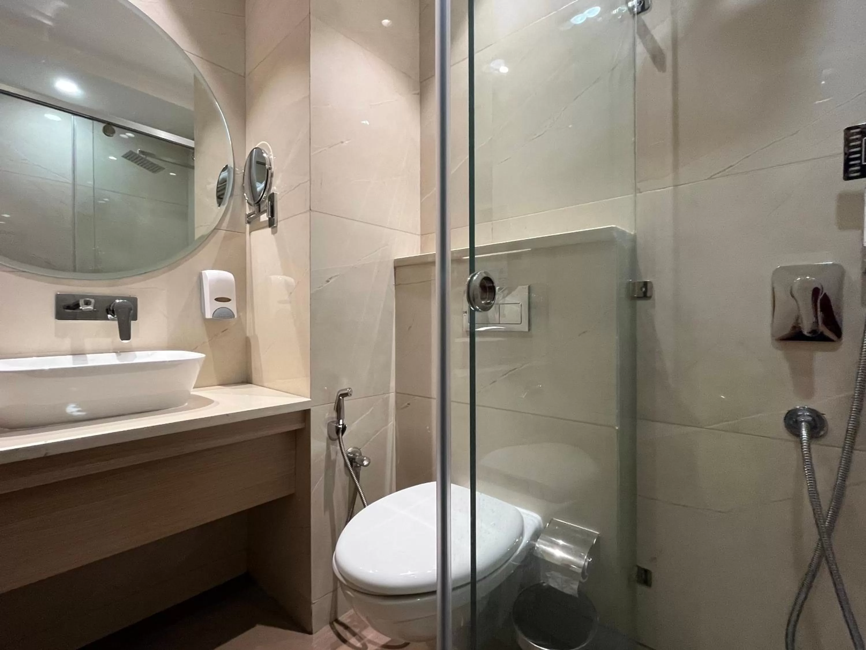 Bathroom in RRV Hotel