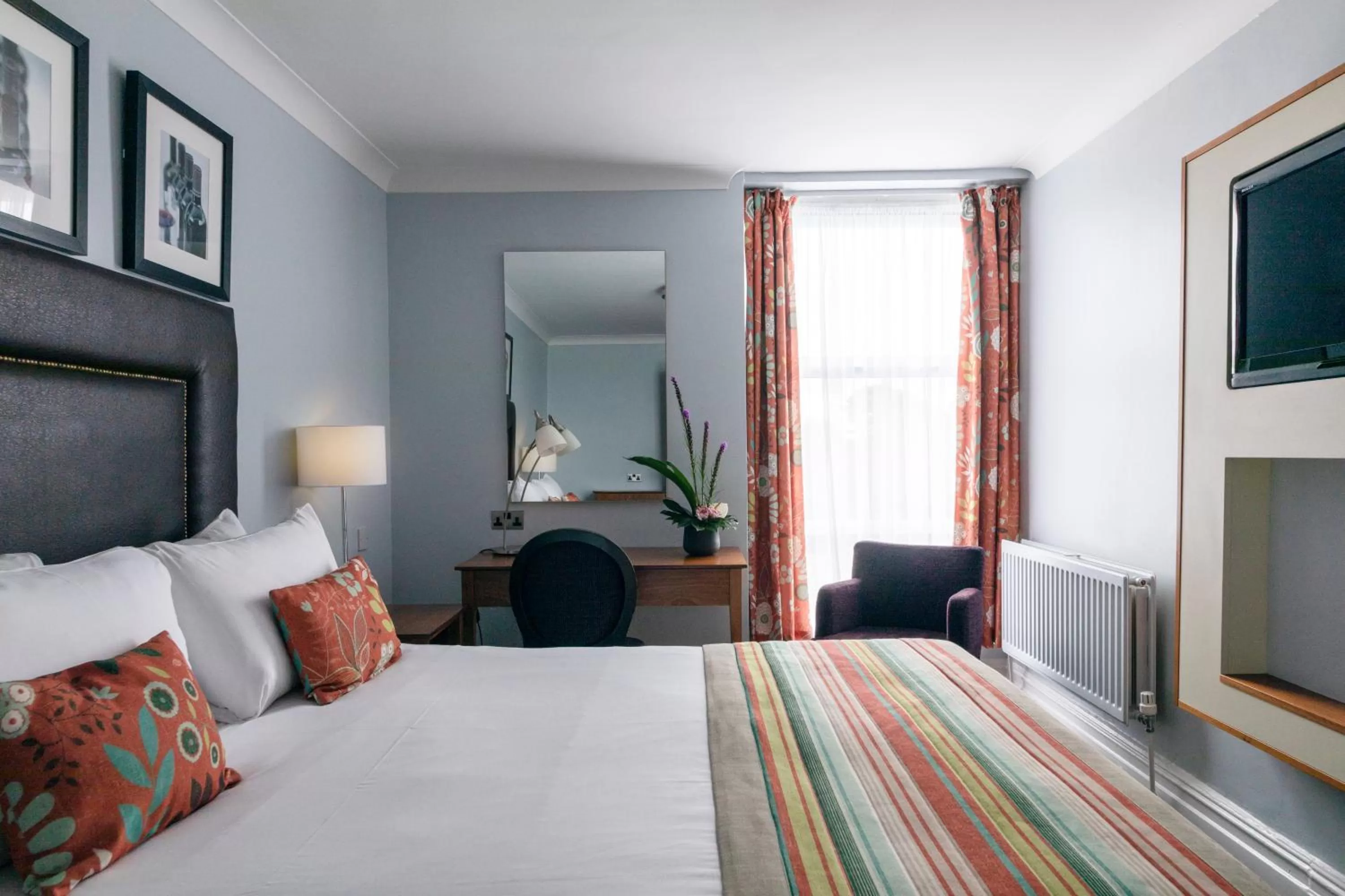 Photo of the whole room, Bed in Bournemouth West Cliff Hotel & Spa