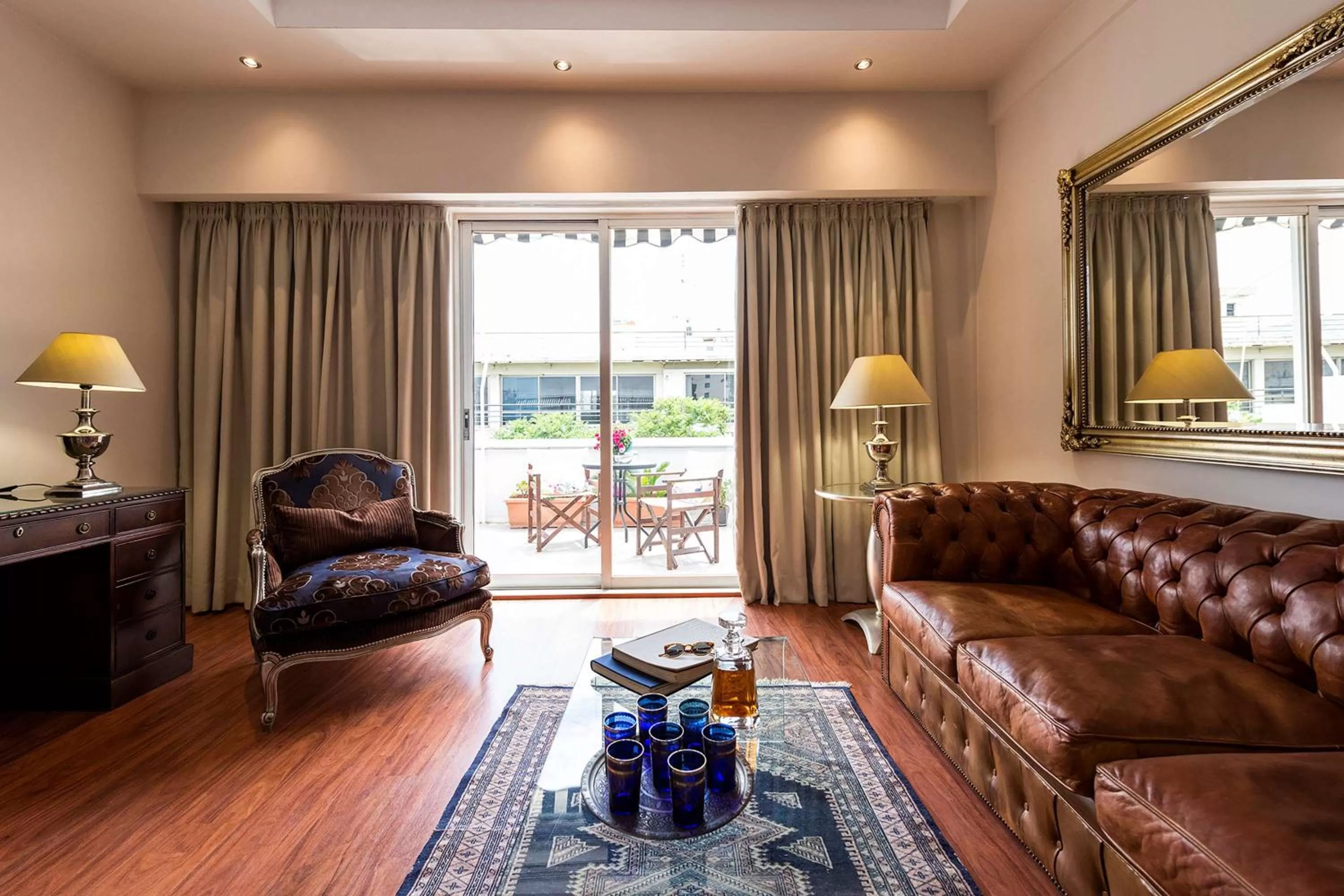 Photo of the whole room in Best Western Plus Embassy Hotel