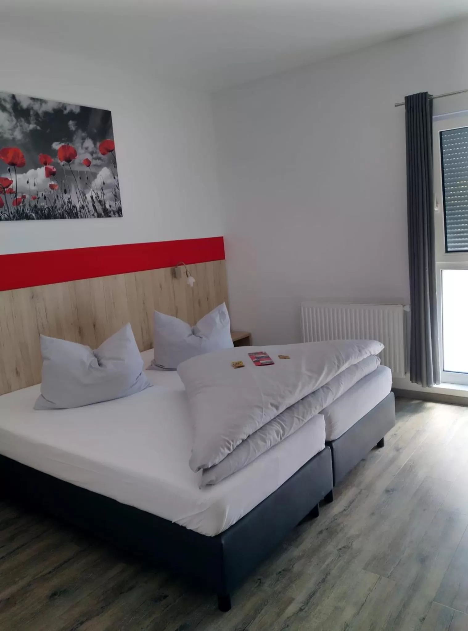 Photo of the whole room, Bed in Hotel Hohenloher Tor