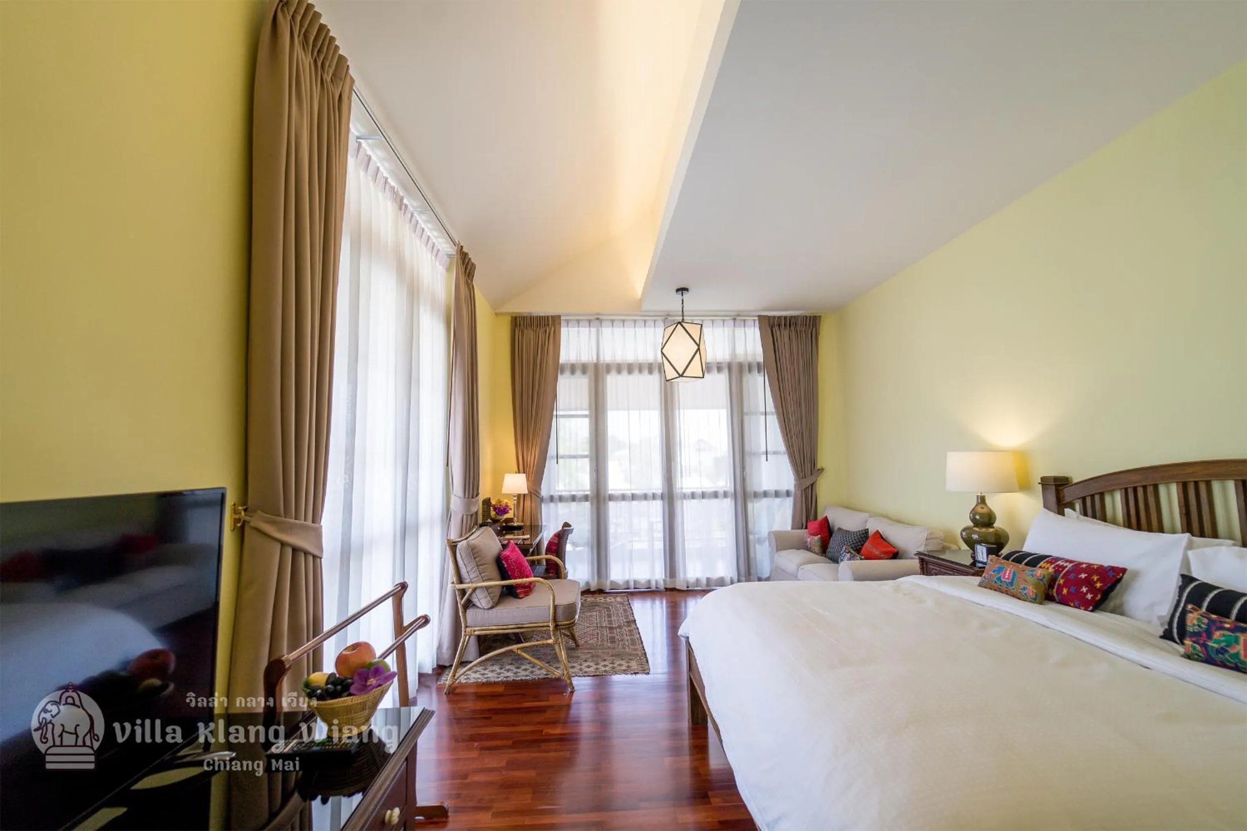 Deluxe King Room in Villa Klang Wiang