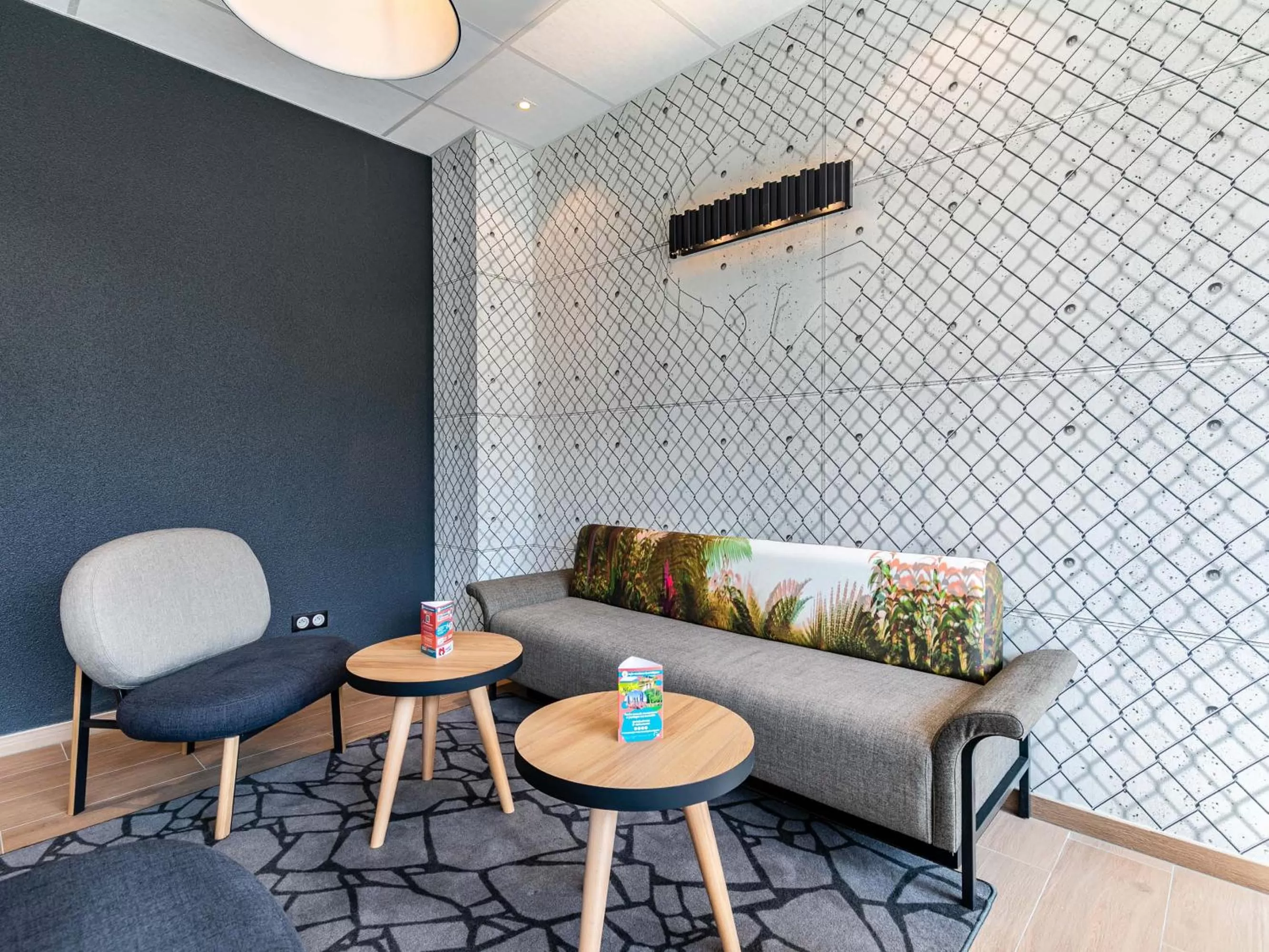 Lobby or reception in B&B HOTEL Sélestat Centre-Alsace